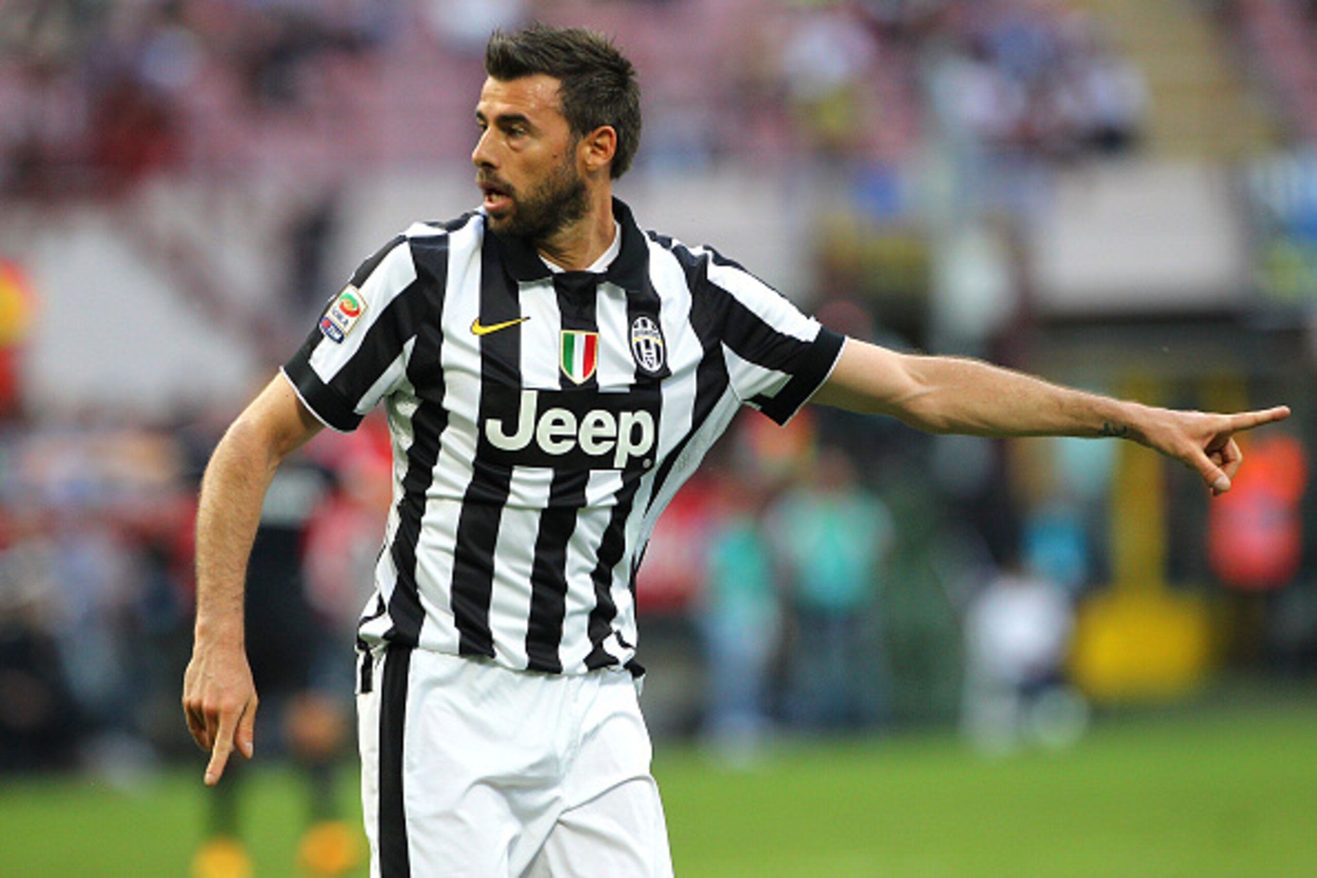 MILAN, ITALY - MAY 16: Andrea Barzagli of Juventus FC gestures during the Serie A match between FC Internazionale Milano and Juventus FC at Stadio Giuseppe Meazza on May 16, 2015 in Milan, Italy. (Photo by Marco Luzzani/Getty Images) MILAN, ITALY - MAY 16: Andrea Barzagli of Juventus FC gestures during the Serie A match between FC Internazionale Milano and Juventus FC at Stadio Giuseppe Meazza on May 16, 2015 in Milan, Italy. (Photo by Marco Luzzani/Getty Images)