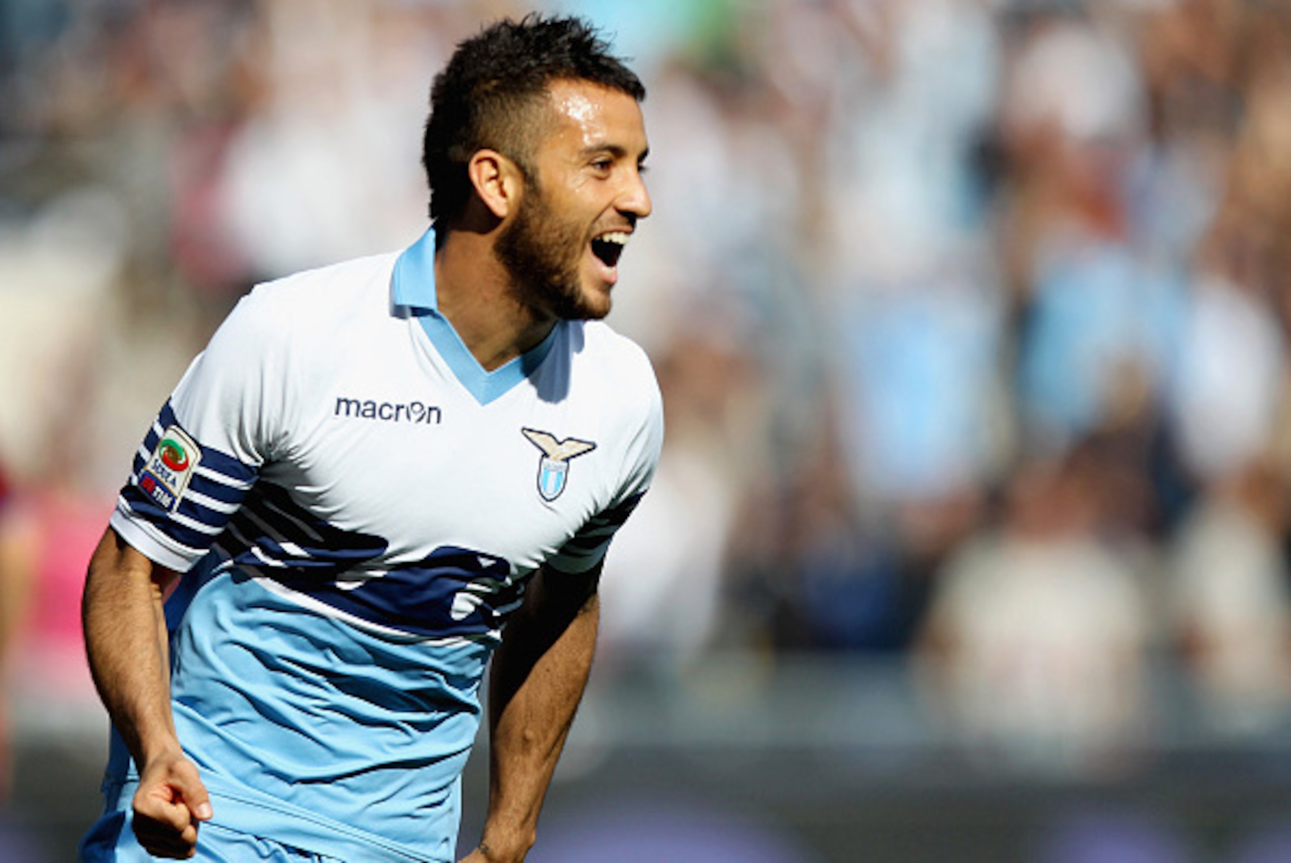 ROME, ITALY - APRIL 12:  Felipe Anderson of SS Lazio celebrates after scoring the team's fourth goal during the Serie A match between SS Lazio and Empoli FC at Stadio Olimpico on April 12, 2015 in Rome, Italy.  (Photo by Paolo Bruno/Getty Images)