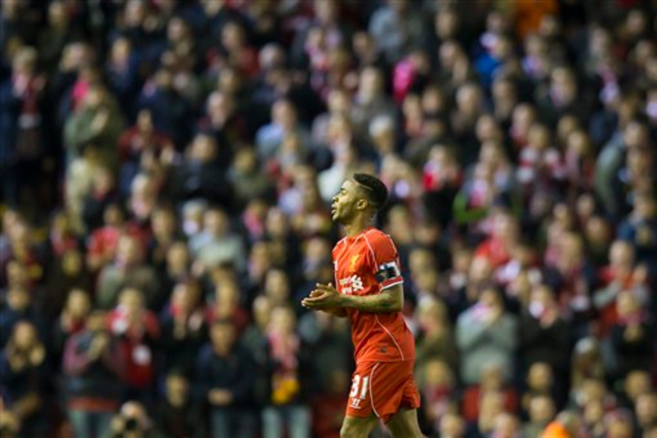 Sterling will not sign a new deal with the Reds.