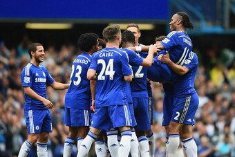 LONDON, ENGLAND - MAY 24:  Didier Drogba of Chelsea is lifted by his team mates as he is substituted during the Barclays Premier League match between Chelsea and Sunderland at Stamford Bridge on May 24, 2015 in London, England.  (Photo by Laurence Griffit