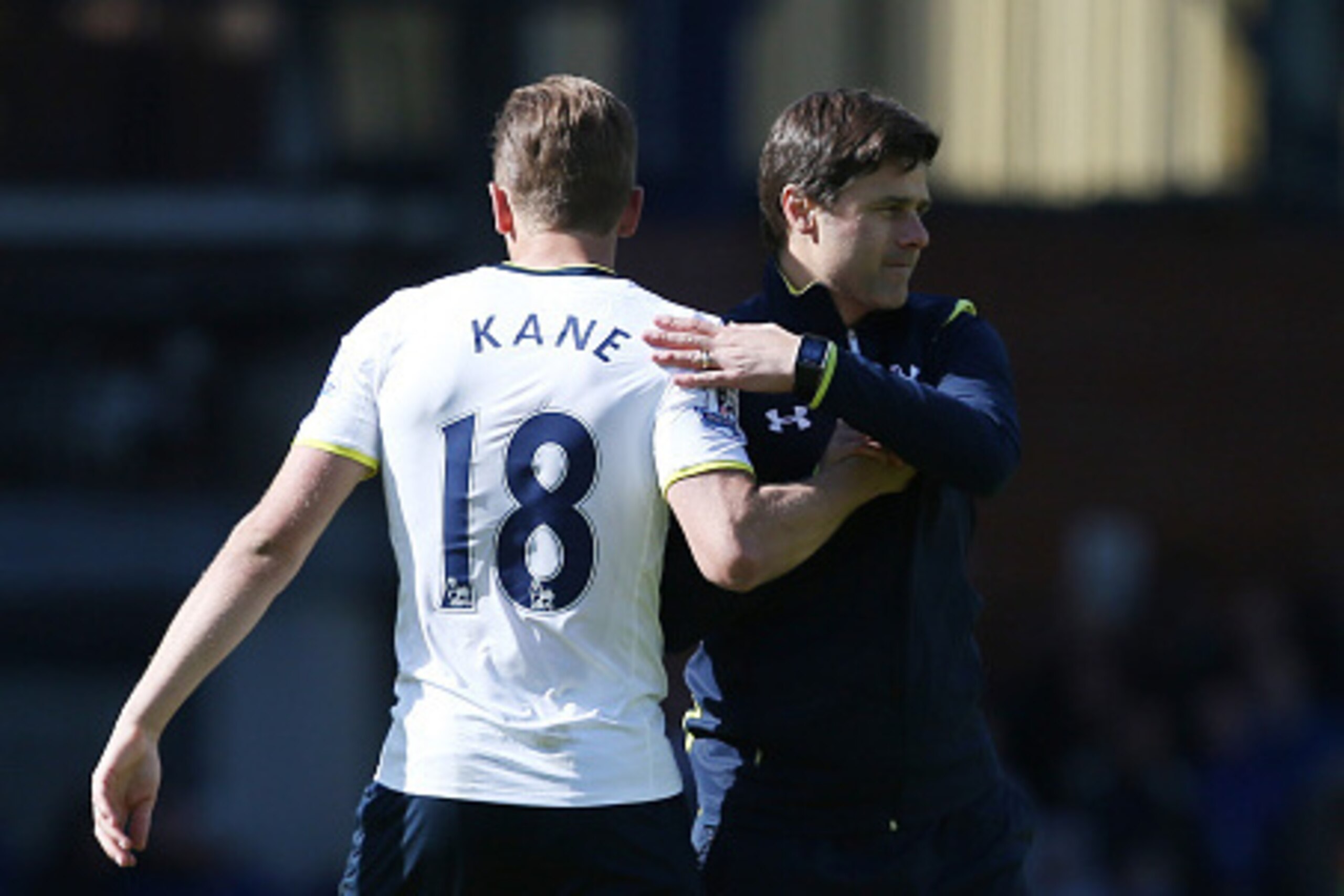 LIVERPOOL, ENGLAND - MAY 24:  Mauricio Pochettino manager of Spurs and Harry Kane of Spurs shake hands after the Barclays Premier League match between Everton and Tottenham Hotspur at Goodison Park on May 24, 2015 in Liverpool, England.  (Photo by Jan Kru
