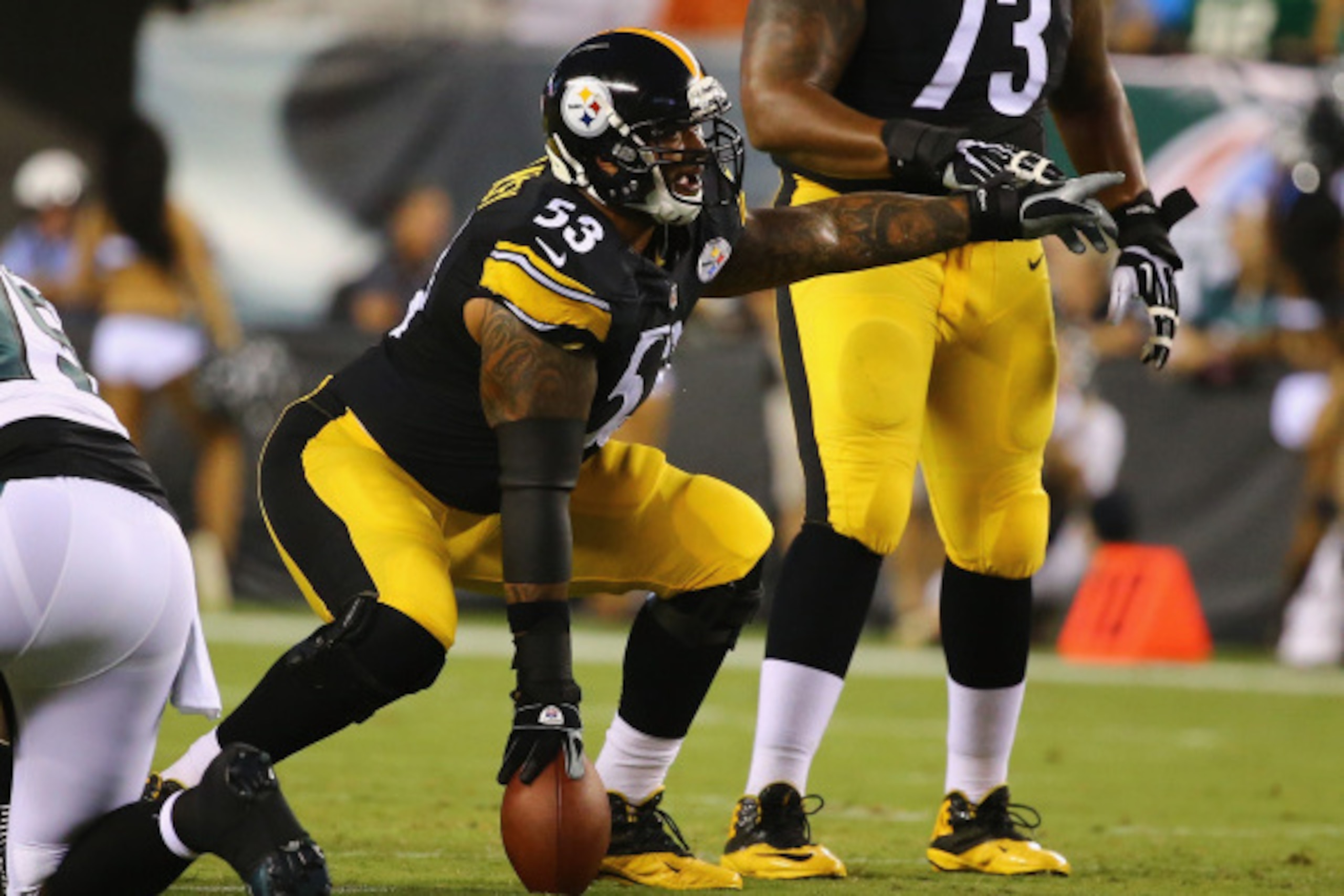 PHILADELPHIA, PA - AUGUST 21:  Maurkice Pouncey #53 of the Pittsburgh Steelers  in action against the Philadelphia Eagles during their Pre Season game at Lincoln Financial Field on August 21, 2014 in Philadelphia, Pennsylvania.  (Photo by Al Bello/Getty I