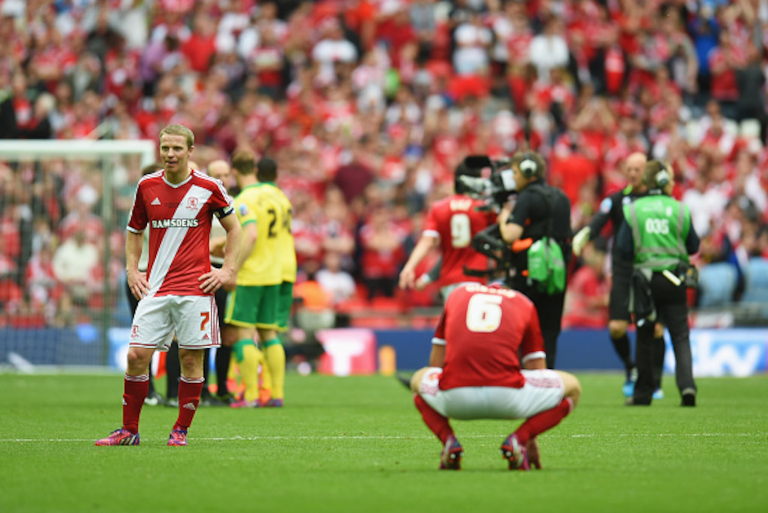 LONDON, ENGLAND - MAY 25:  Despair for Grant Leadbitter (7) and Ben Gibson of Middlesbrough (6) in defeat after the Sky Bet Championship Playoff Final between Middlesbrough and Norwich City at Wembley Stadium on May 25, 2015 in London, England.  (Photo by