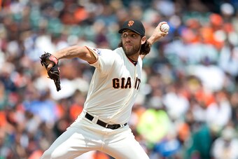 SAN FRANCISCO, CA - MAY 21:  Madison Bumgarner #40 of the San Francisco Giants pitches against the Los Angeles Dodgers during the first inning at AT&T Park on May 21, 2015 in San Francisco, California.  (Photo by Jason O. Watson/Getty Images)