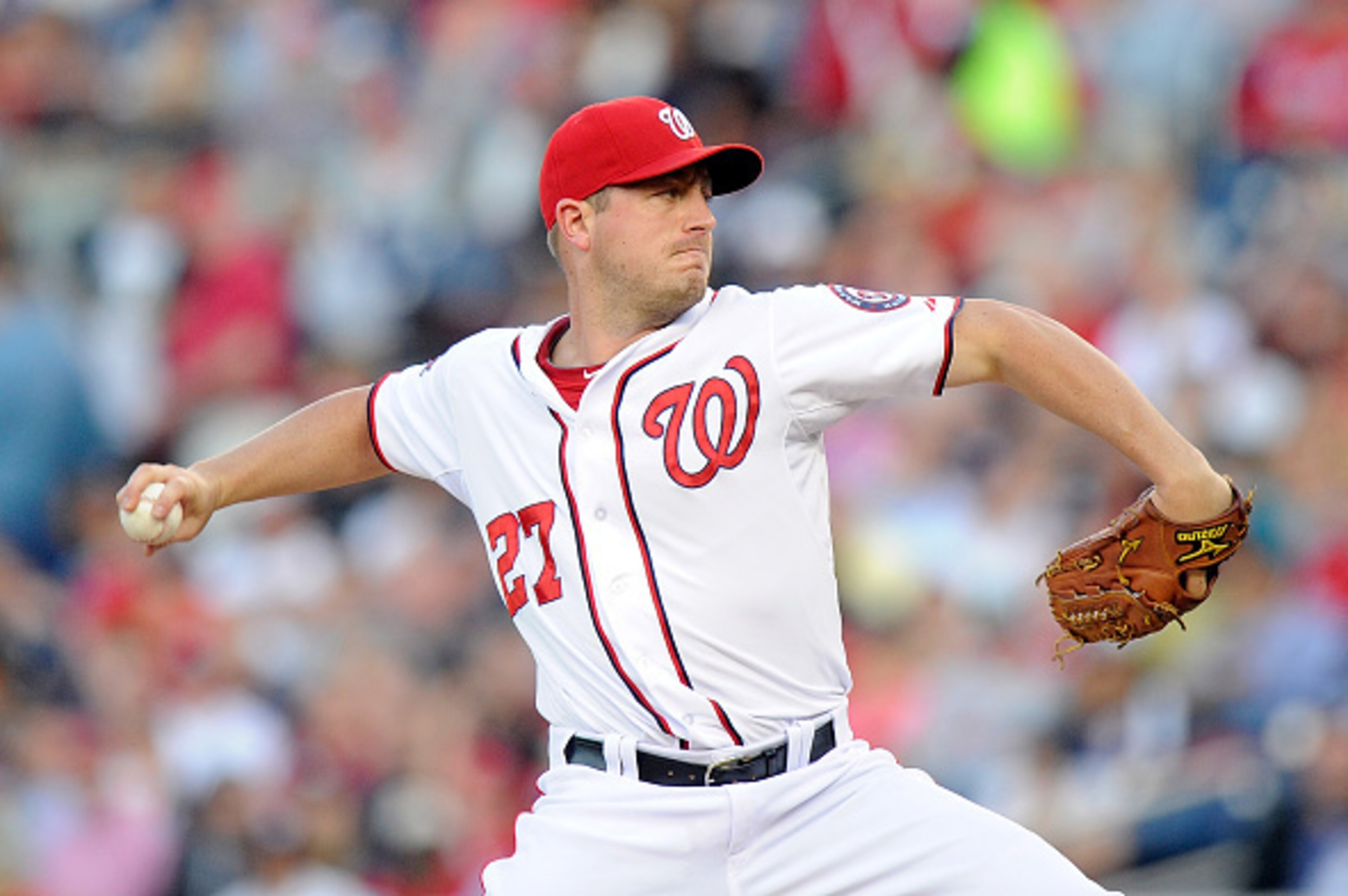 WASHINGTON, DC - MAY 20:  Jordan Zimmermann #27 of the Washington Nationals pitches in the second inning against the New York Yankees at Nationals Park on May 20, 2015 in Washington, DC.  (Photo by Greg Fiume/Getty Images)