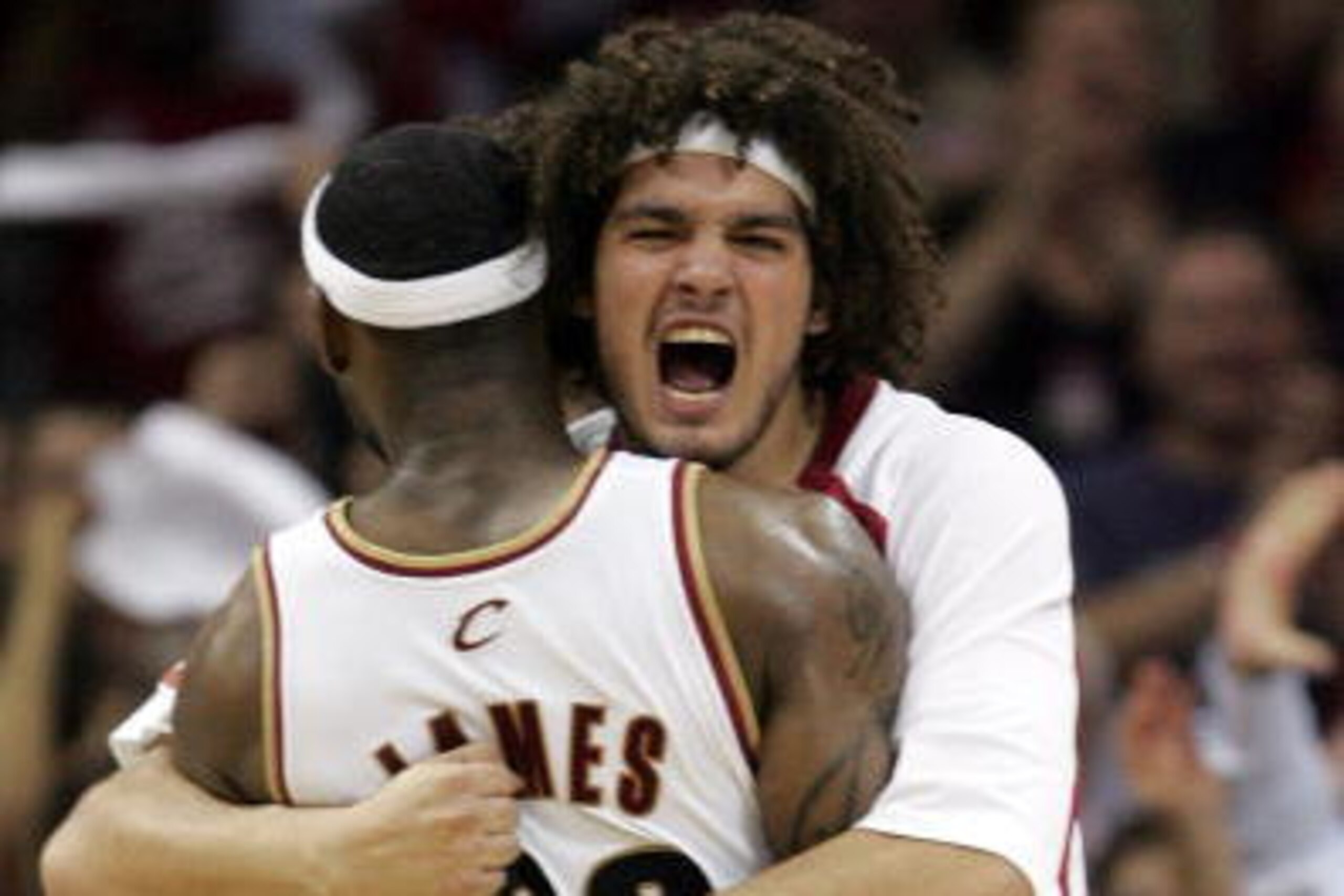 CLEVELAND - MAY 29:  LeBron James #23 and Anderson Varejao #17 of the Cleveland Cavaliers reacts during a timeout while playing against the Detroit Pistons in Game Four of the Eastern Conference Finals during the 2007 NBA Playoffs on May 29, 2007 at the Q