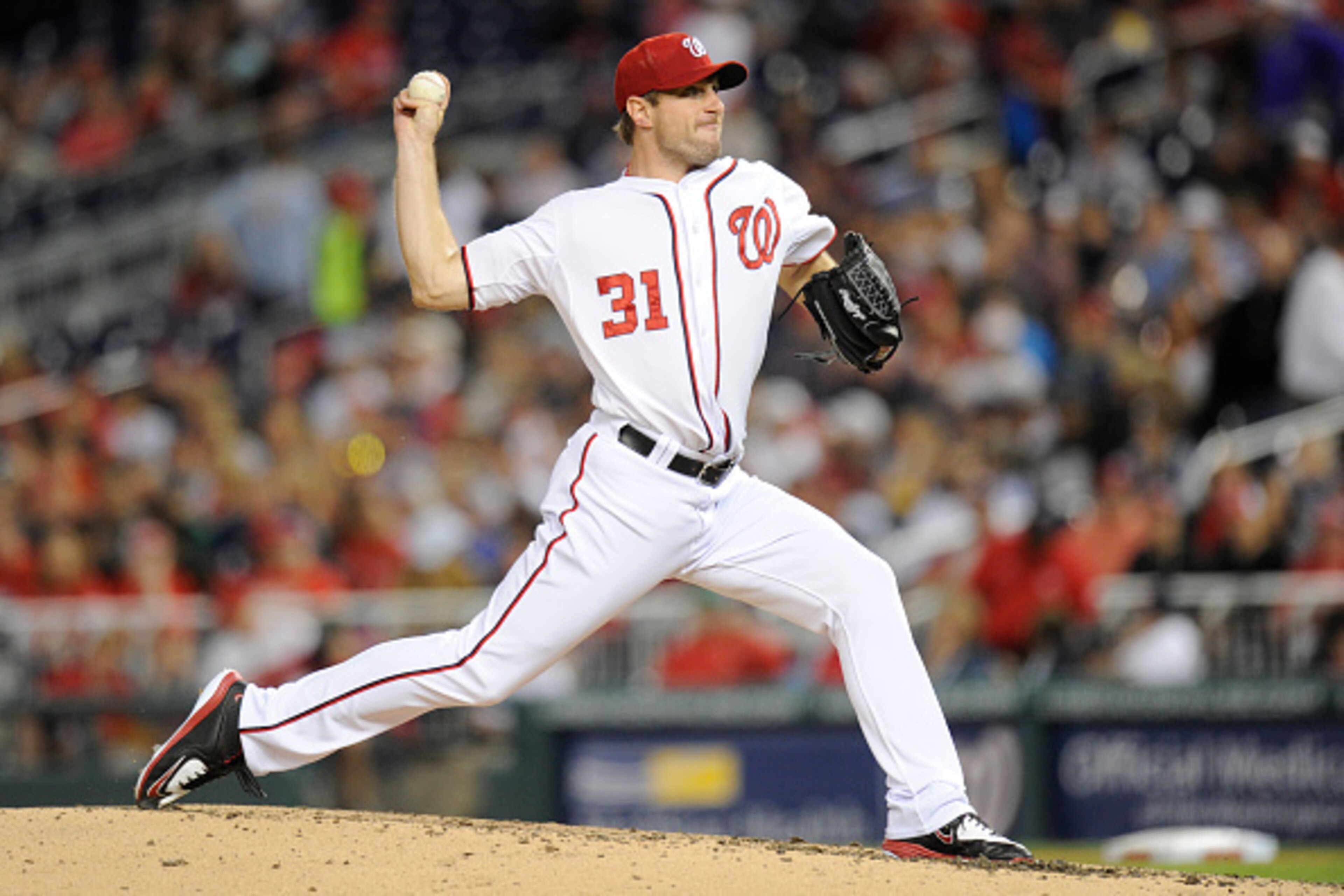 WASHINGTON, DC - MAY 22:  Max Scherzer #31 of the Washington Nationals pitches in the sixth inning during a baseball game against the Philadelphia Phillies at Nationals Park on May 22, 2015 in Washington, DC.  The Nationals won 2-1.  (Photo by Mitchell La