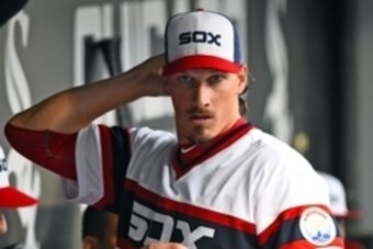 May 5, 2015; Chicago, IL, USA; Chicago White Sox starting pitcher Jeff Samardzija (29) during the first inning at U.S Cellular Field. Mandatory Credit: Mike DiNovo-USA TODAY Sports