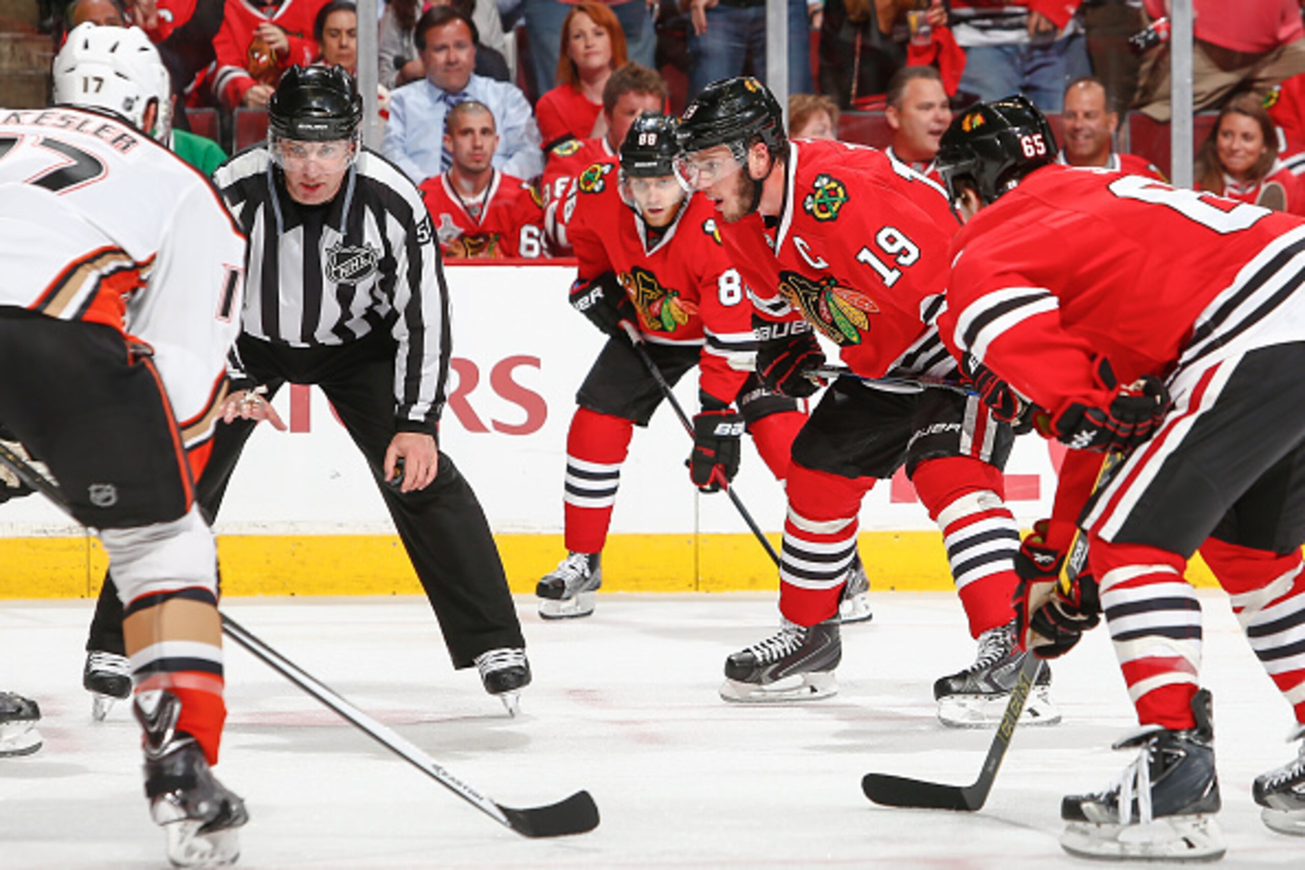 CHICAGO, IL - MAY 27:  Jonathan Toews #19 of the Chicago Blackhawks waits for the face-off against the Anaheim Ducks in Game Six of the Western Conference Finals during the 2015 NHL Stanley Cup Playoffs at the at United Center on May 27, 2015 in Chicago, 