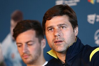 SYDNEY, AUSTRALIA - MAY 28:  Tottenham manager Mauricio Pochettino is welcomed during a Tottenham Hotspur Official Arrival Media Conference at Overseas Passenger Terminal on May 28, 2015 in Sydney, Australia. Hotspur are playing Sydney FC in Sydney on Sat