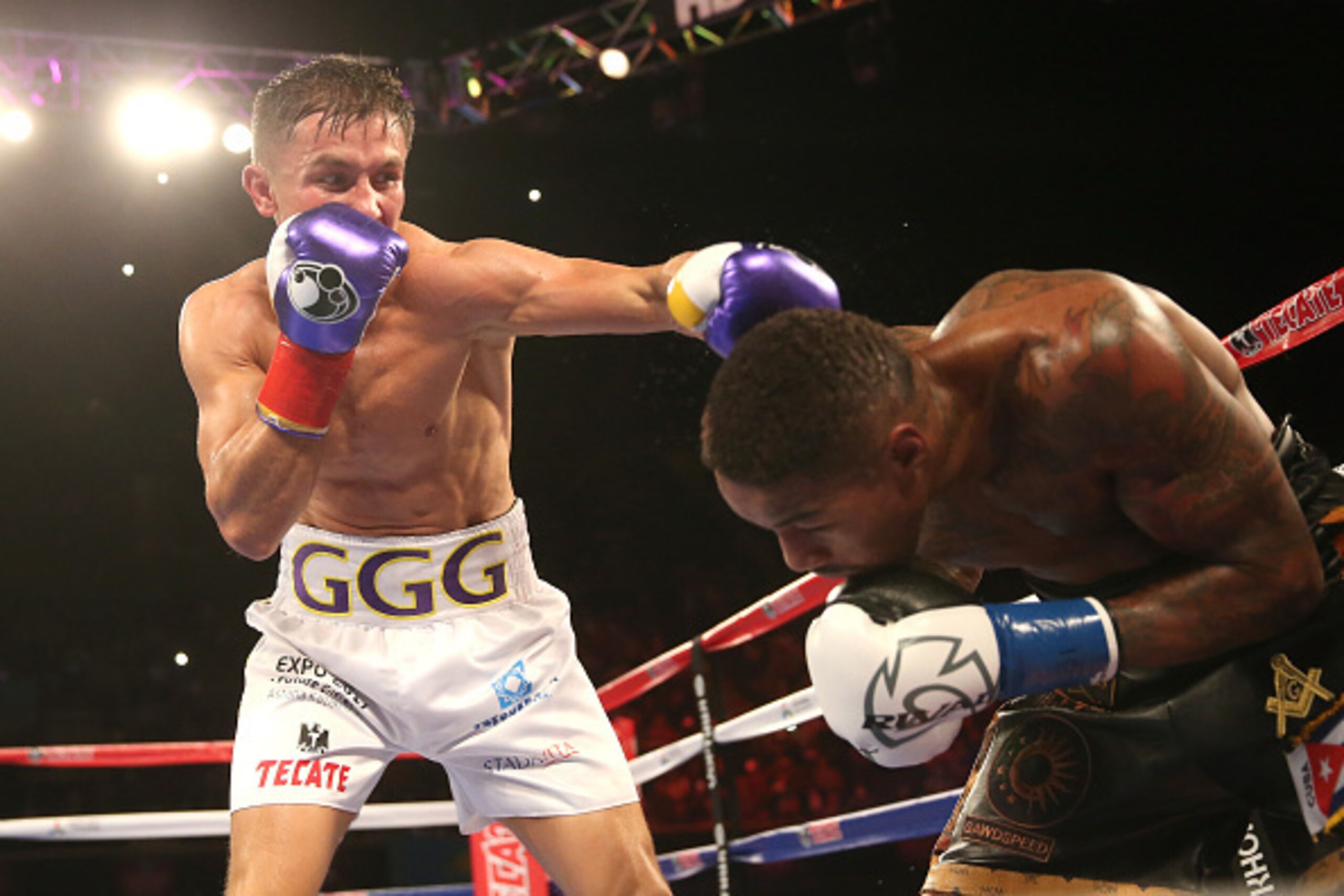 INGLEWOOD, CA - MAY 16:  Gennady Golovkin throws a punch at Willie Monroe Jr. in their World Middleweight Championship fight at The Forum on May 16, 2015 in Inglewood, California  Golovkin won in a TKO in the sixth round.  (Photo by Stephen Dunn/Getty Ima