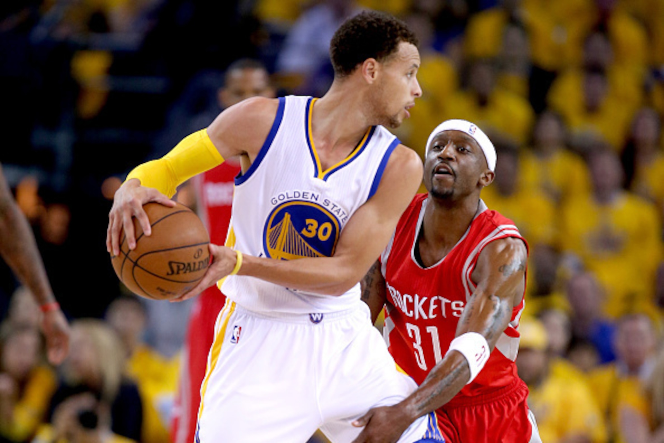 OAKLAND, CA - MAY 27: Stephen Curry #30 of the Golden State Warriors with the ball against Jason Terry #31 of the Houston Rockets in the first half during game five of the Western Conference Finals of the 2015 NBA Playoffs at ORACLE Arena on May 27, 2015 OAKLAND, CA - MAY 27: Stephen Curry #30 of the Golden State Warriors with the ball against Jason Terry #31 of the Houston Rockets in the first half during game five of the Western Conference Finals of the 2015 NBA Playoffs at ORACLE Arena on May 27, 2015