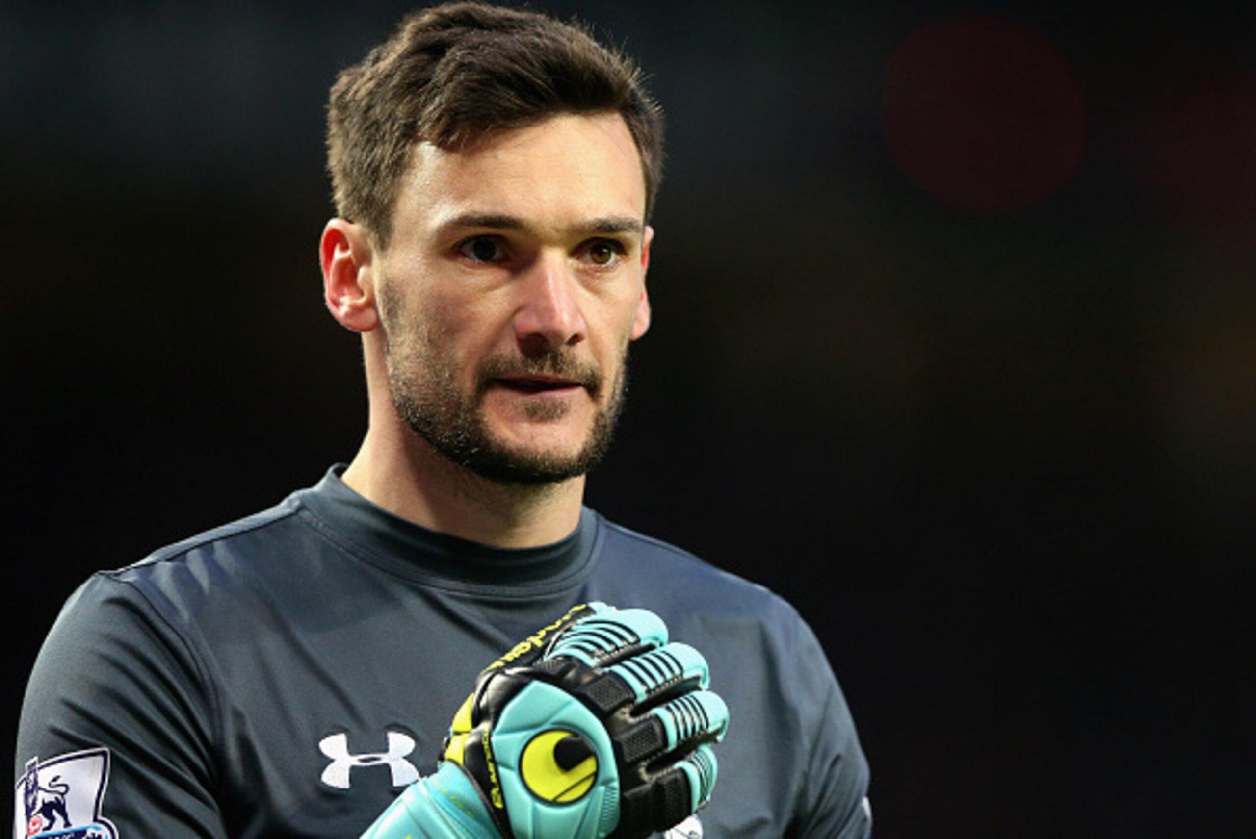 MANCHESTER, ENGLAND - MARCH 15:  Hugo Lloris of Tottenham Hotspur looks on during the Barclays Premier League match between Manchester United and Tottenham Hotspur at Old Trafford on March 15, 2015 in Manchester, England.  (Photo by Alex Livesey/Getty Ima