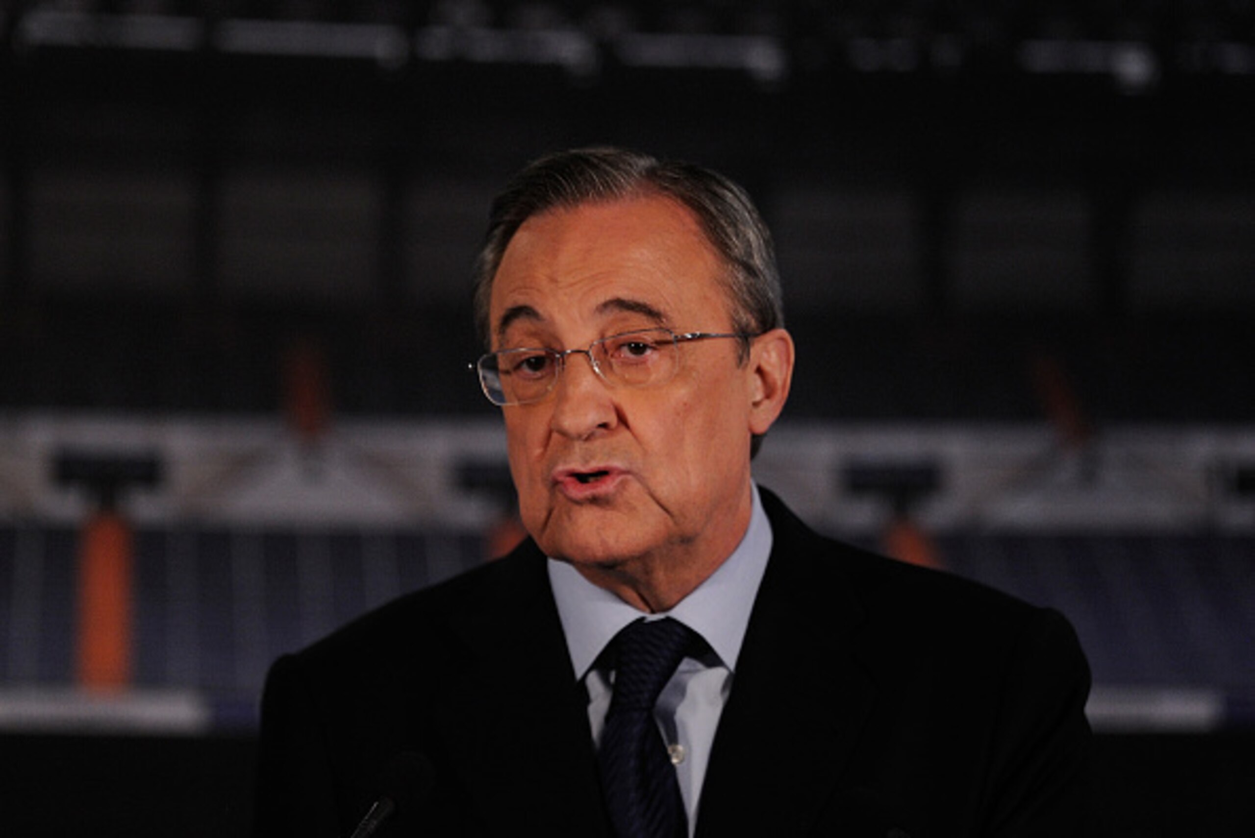 MADRID, SPAIN - MAY 25:  President Florentino Perez of Real Madrid holds a news conference at the Santiago Bernabeu stadium on May 25, 2015 in Madrid, Spain. Perez announced the club's decision to let go their head coach Carlo Ancelotti.  (Photo by Denis 