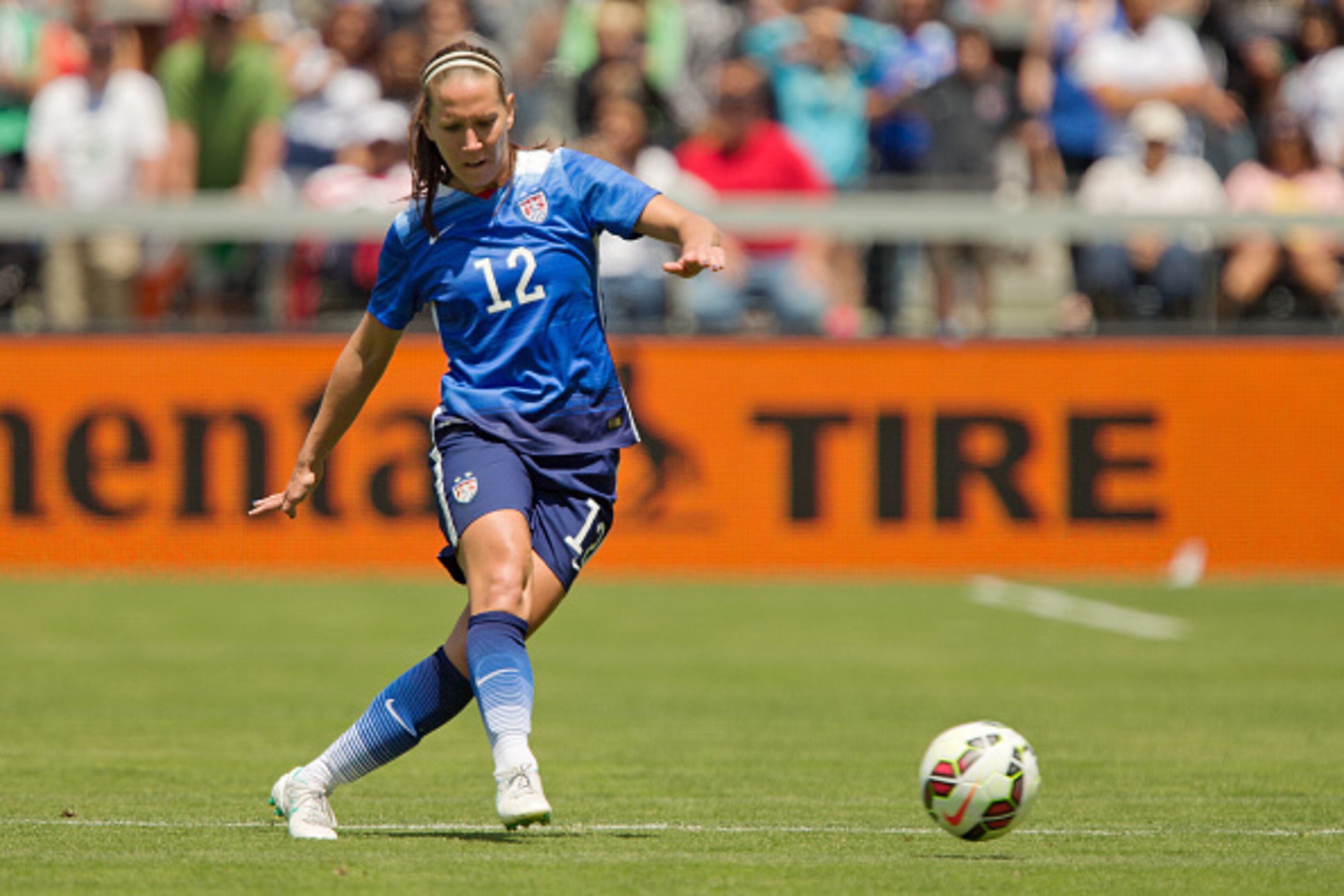 SAN JOSE, CA - MAY 10:  Lauren Holiday #12 of the United States passes the ball against Ireland in the second half of their international friendly match on May 10, 2015 at Avaya Stadium in San Jose, California.  The U.S. won 3-0.  (Photo by Brian Bahr/Get