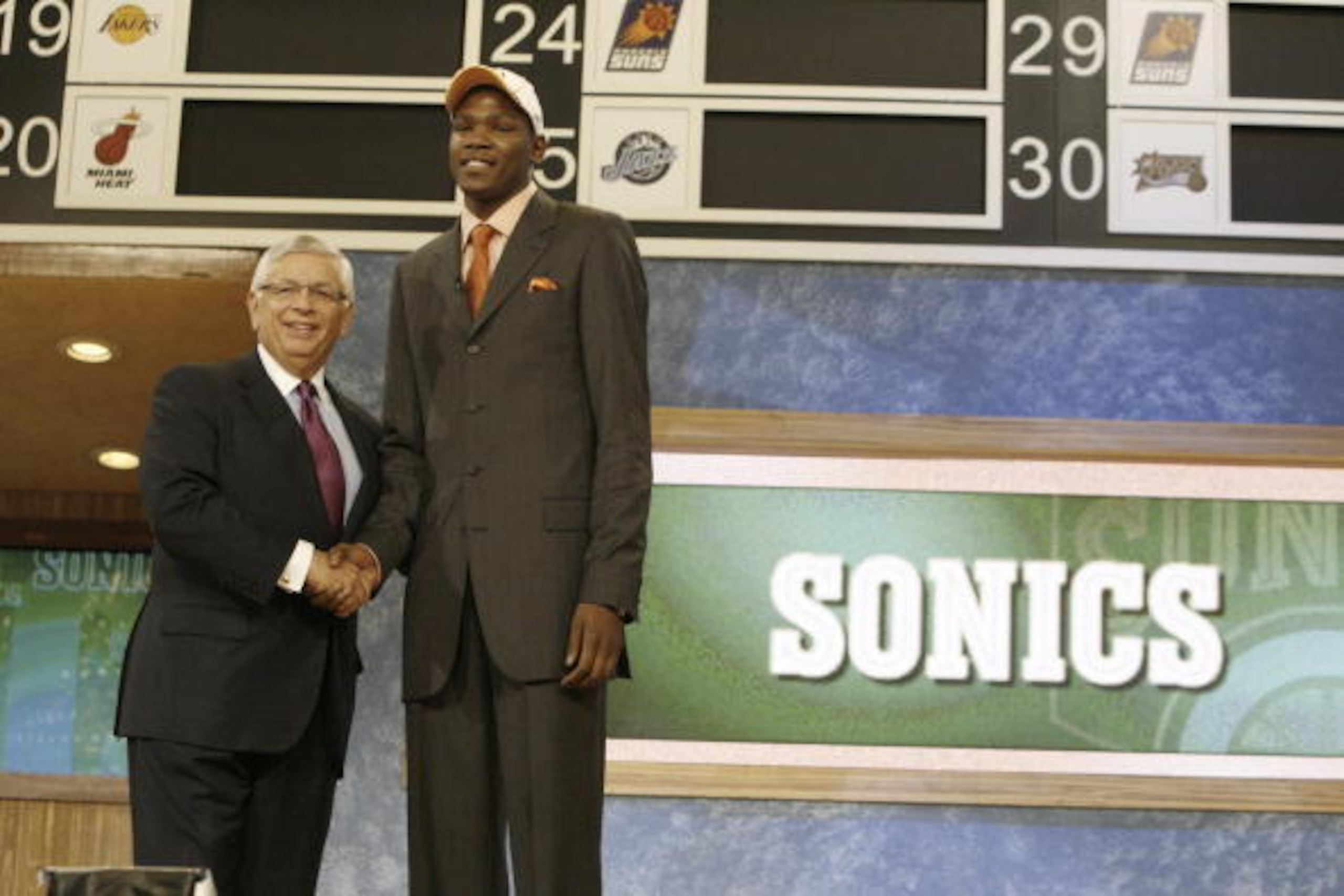 NEW YORK - JUNE 28:  Kevin Durant (R) shakes hands with NBA Commissioner David Stern after being selected by the Seattle SuperSonics during the 2007 NBA Draft presented by Sprite at The WaMu Theatre at Madison Square Garden June 28, 2007 in New York City.