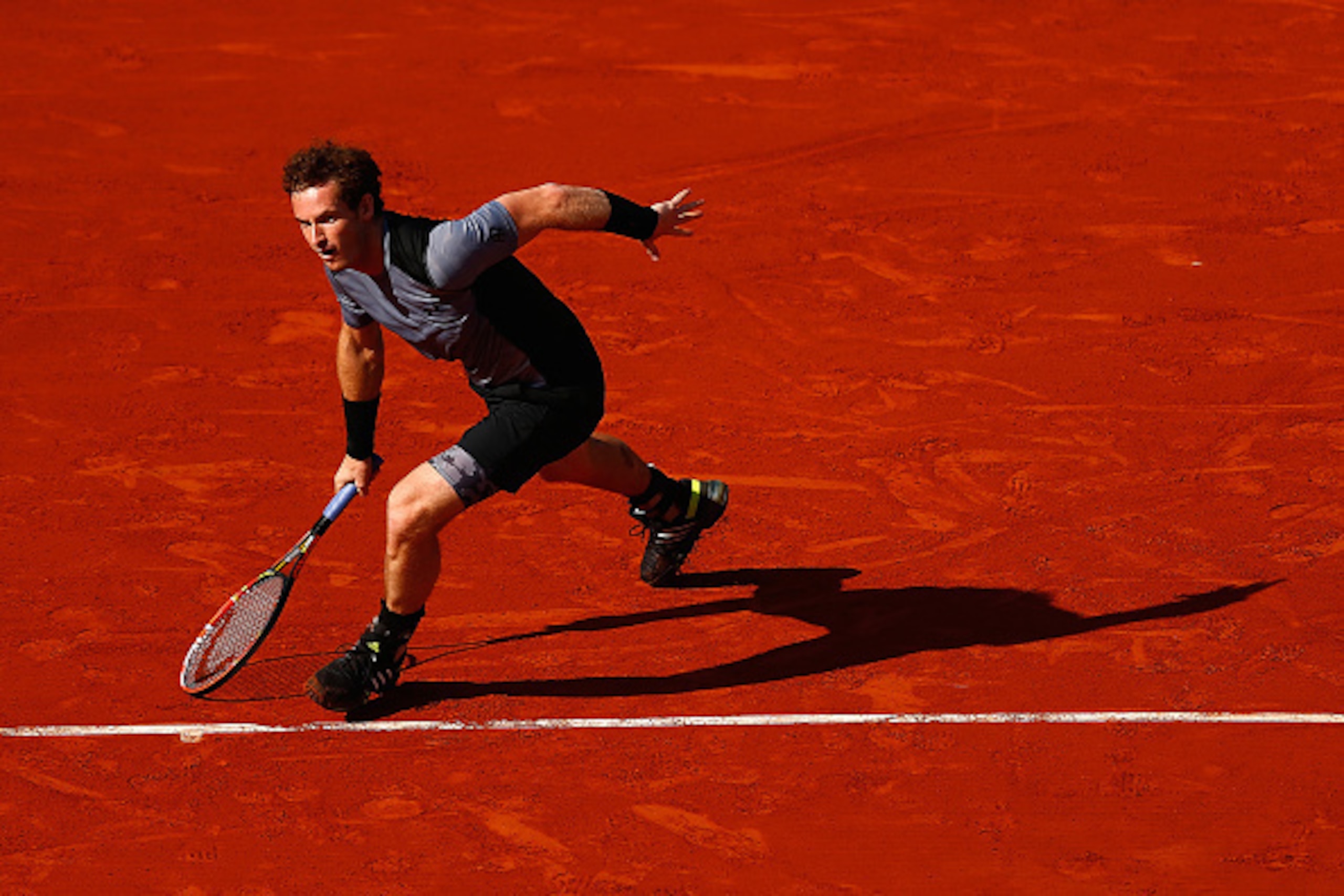 PARIS, FRANCE - JUNE 03: Andy Murray of Great Britain in action in his Men's quarter final match against David Ferrer of Spain on day eleven of the 2015 French Open at Roland Garros on June 3, 2015 in Paris, France. (Photo by Julian Finney/Getty Images) PARIS, FRANCE - JUNE 03: Andy Murray of Great Britain in action in his Men's quarter final match against David Ferrer of Spain on day eleven of the 2015 French Open at Roland Garros on June 3, 2015 in Paris, France. (Photo by Julian Finney/Getty Images)