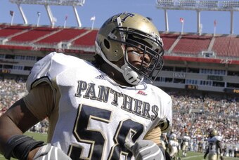 Pittsburgh defensive lineman Joe Clemond during a game against South Florida at Raymond James Stadium on November 4, 2006 in Tampa, Florida.  The Bulls upset the Panthers 22 - 12. (Photo by A. Messerschmidt/Getty Images) *** Local Caption ***