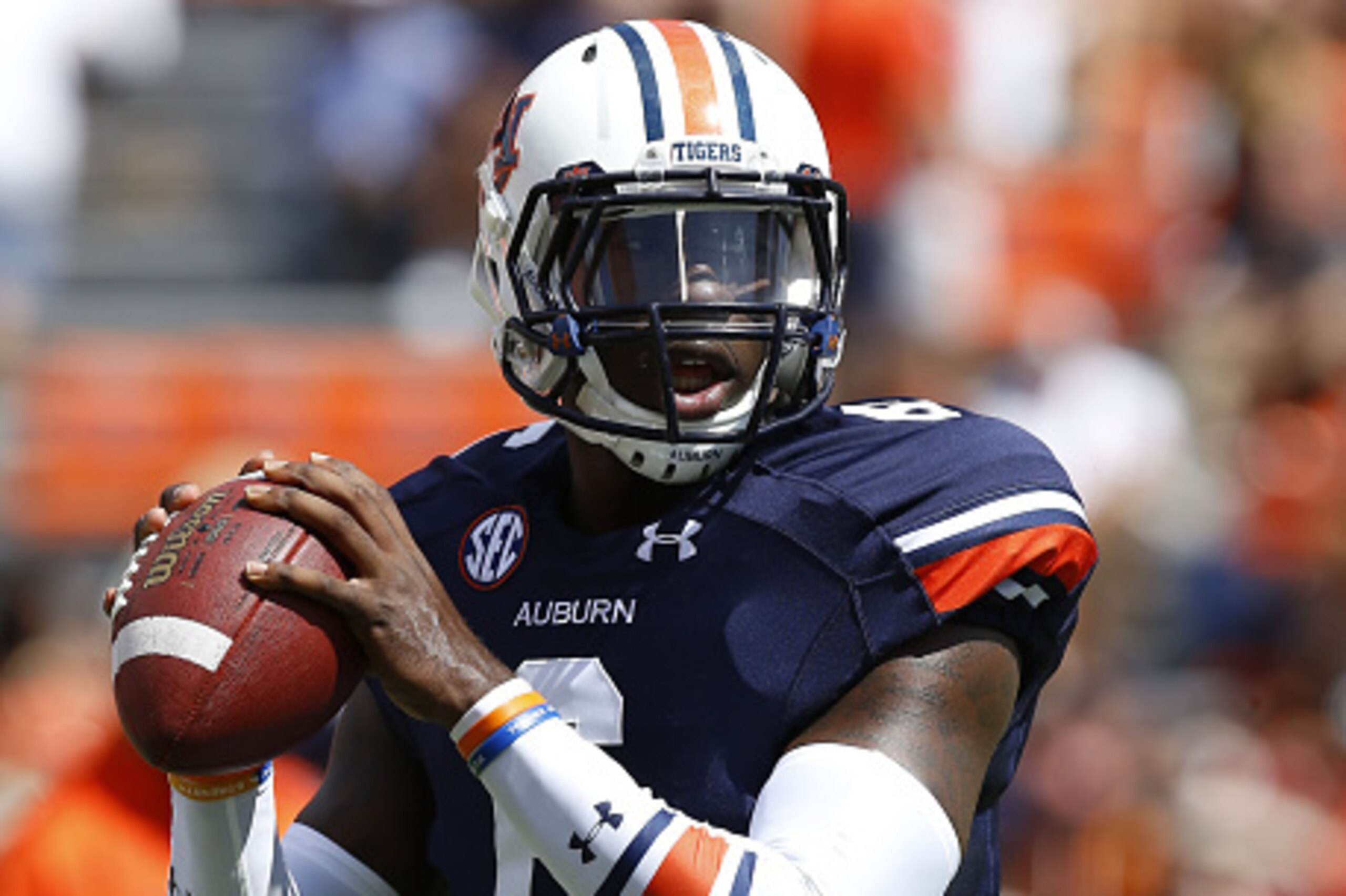AUBURN, AL - AUGUST 30:  Quarterback Jeremy Johnson #6 of the Auburn Tigers warms up before the game against the Arkansas Razorbacks at Jordan Hare Stadium on August 30, 2014 in Auburn, Alabama.  (Photo by Mike Zarrilli/Getty Images)