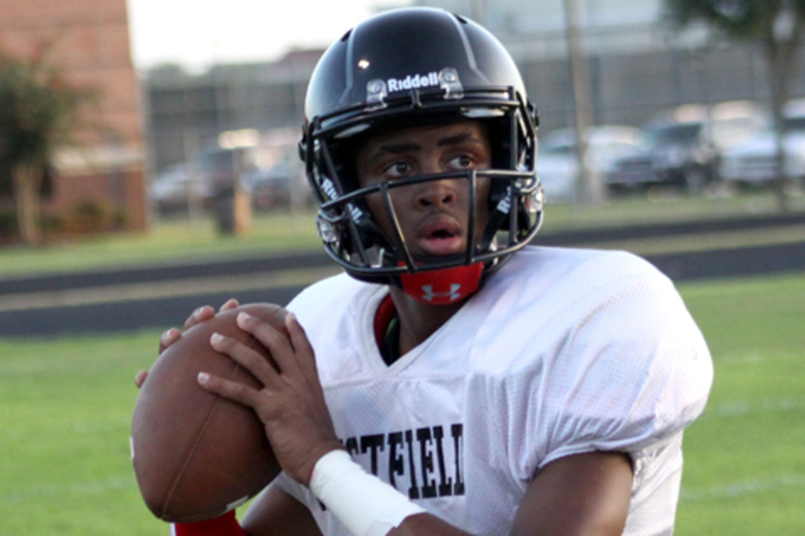 2016 QB Dillon Sterling-Cole