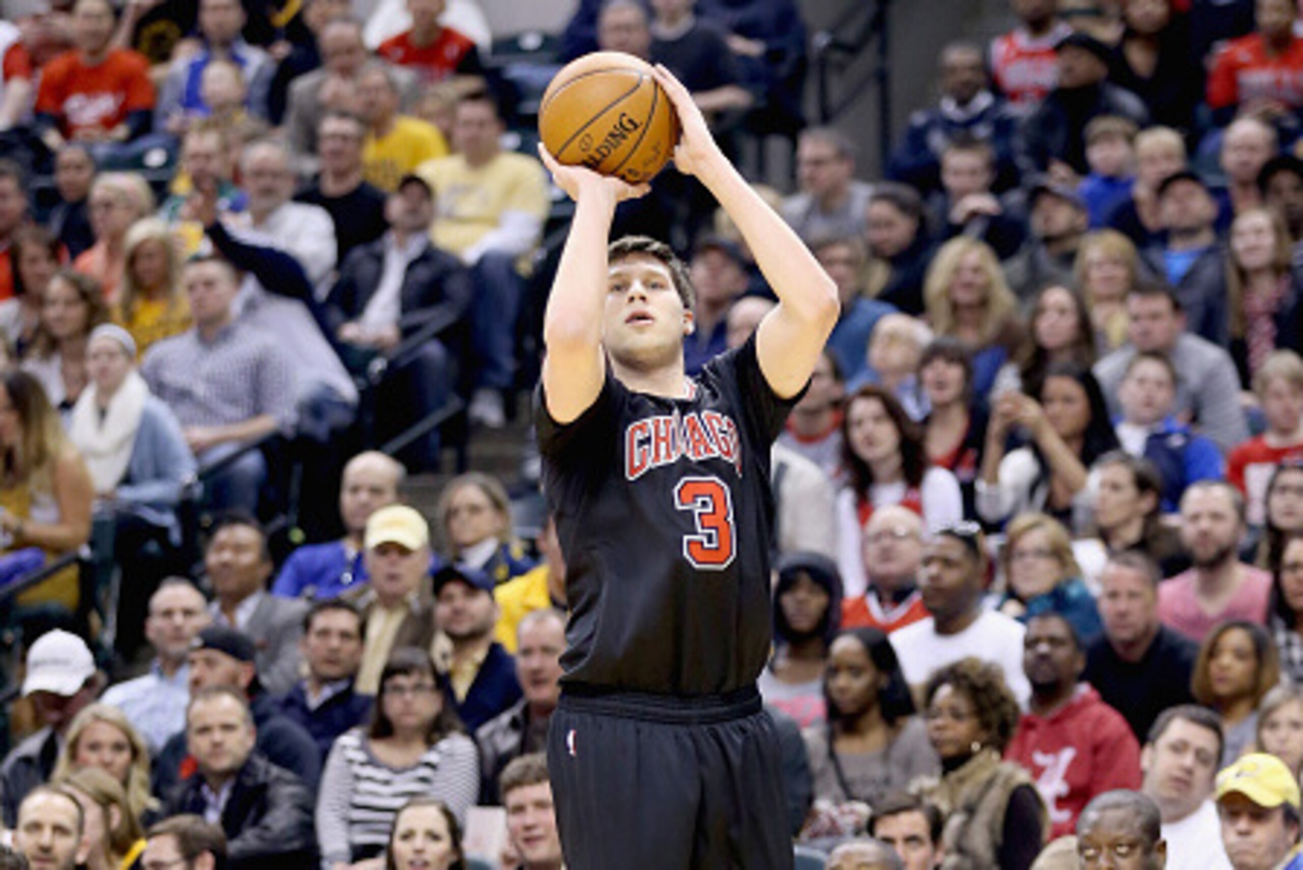 INDIANAPOLIS, IN - MARCH 06:  Doug McDermott #3 of the Chicago Bulls shoots the ball during the game against the Indiana Pacers at Bankers Life Fieldhouse on March 6, 2015 in Indianapolis, Indiana.
NOTE TO USER: User expressly acknowledges and agrees that