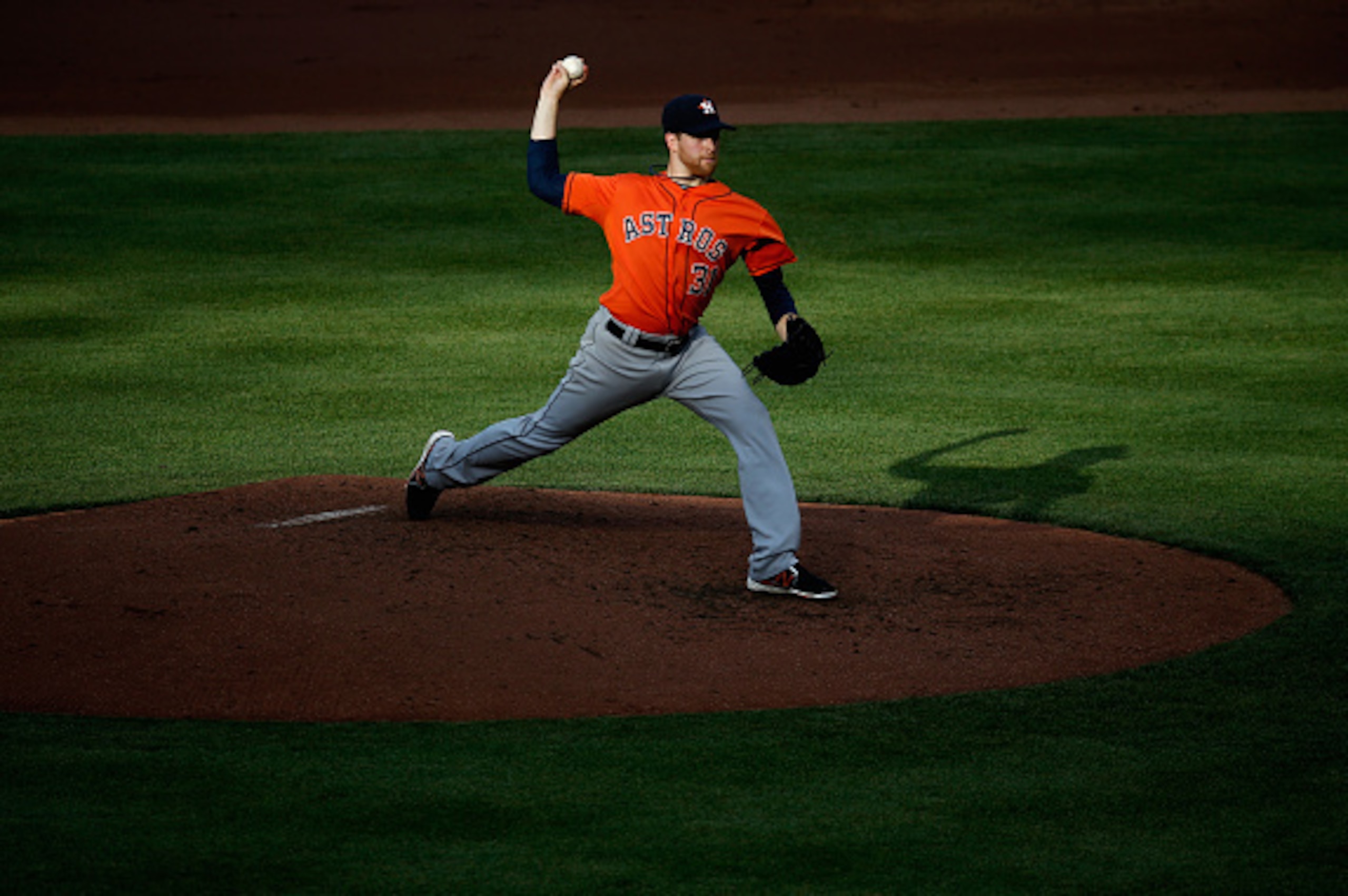 BALTIMORE, MD - MAY 27:  Starting pitcher Collin McHugh #31 of the Houston Astros throws to a Baltimore Orioles batter in the third inning at Oriole Park at Camden Yards on May 27, 2015 in Baltimore, Maryland.  (Photo by Rob Carr/Getty Images)