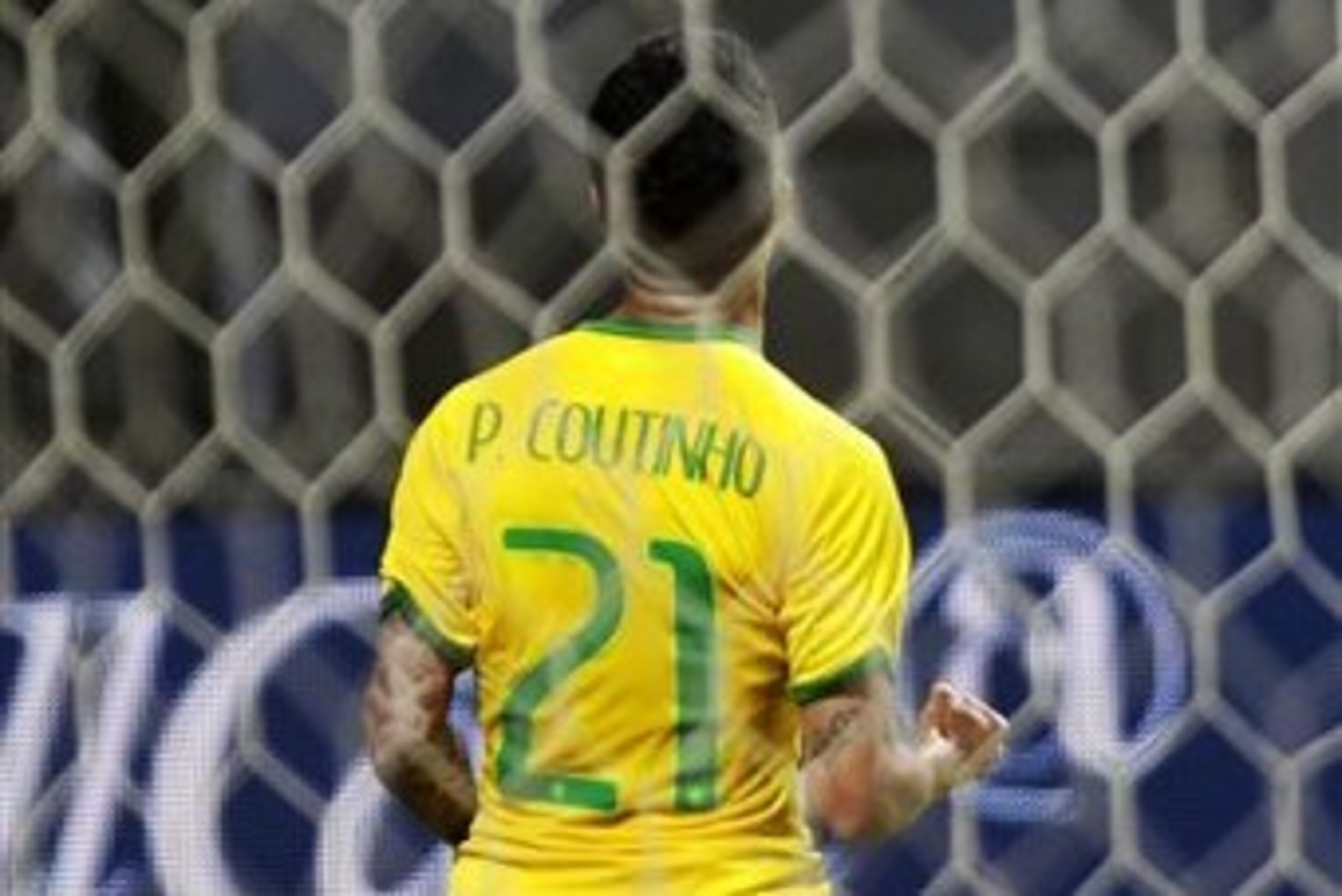 Coutinho celebrates his goal.
