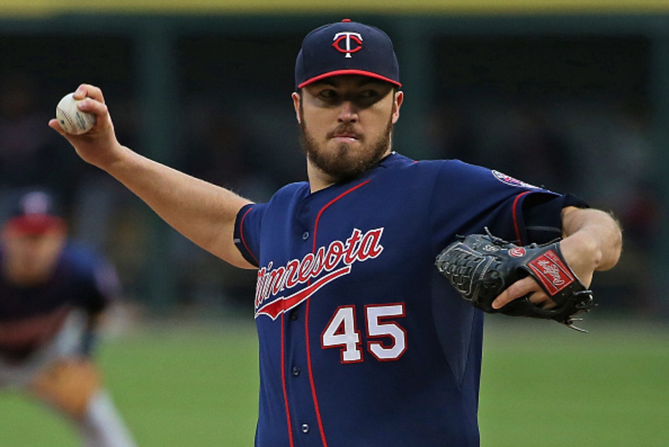 CHICAGO, IL - MAY 22:  Starting pitcher Phil Hughes #45 of the Minnesota Twins delivers the ball against the Chicago White Sox at U.S. Cellular Field on May 22, 2015 in Chicago, Illinois.  (Photo by Jonathan Daniel/Getty Images)
