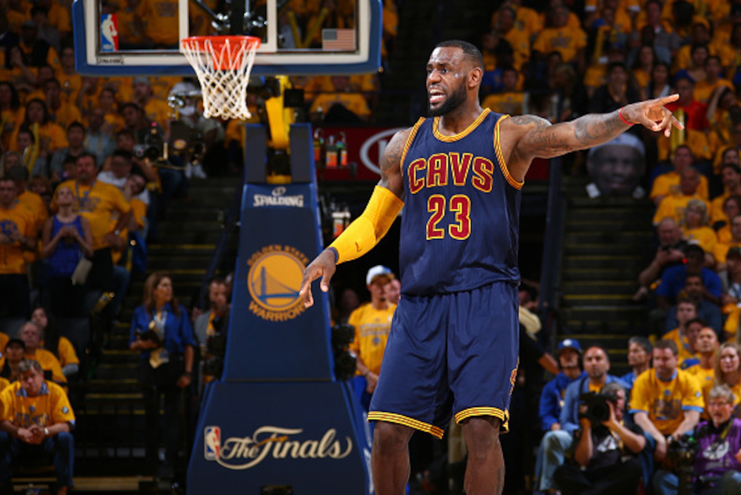 OAKLAND, CA - JUNE 7: LeBron James #23 of the Cleveland Cavaliers calls out to his teammates during Game Two of the 2015 NBA Finals on June 7, 2015 at Oracle Arena in Oakland, California. NOTE TO USER: User expressly acknowledges and agrees that, by downl