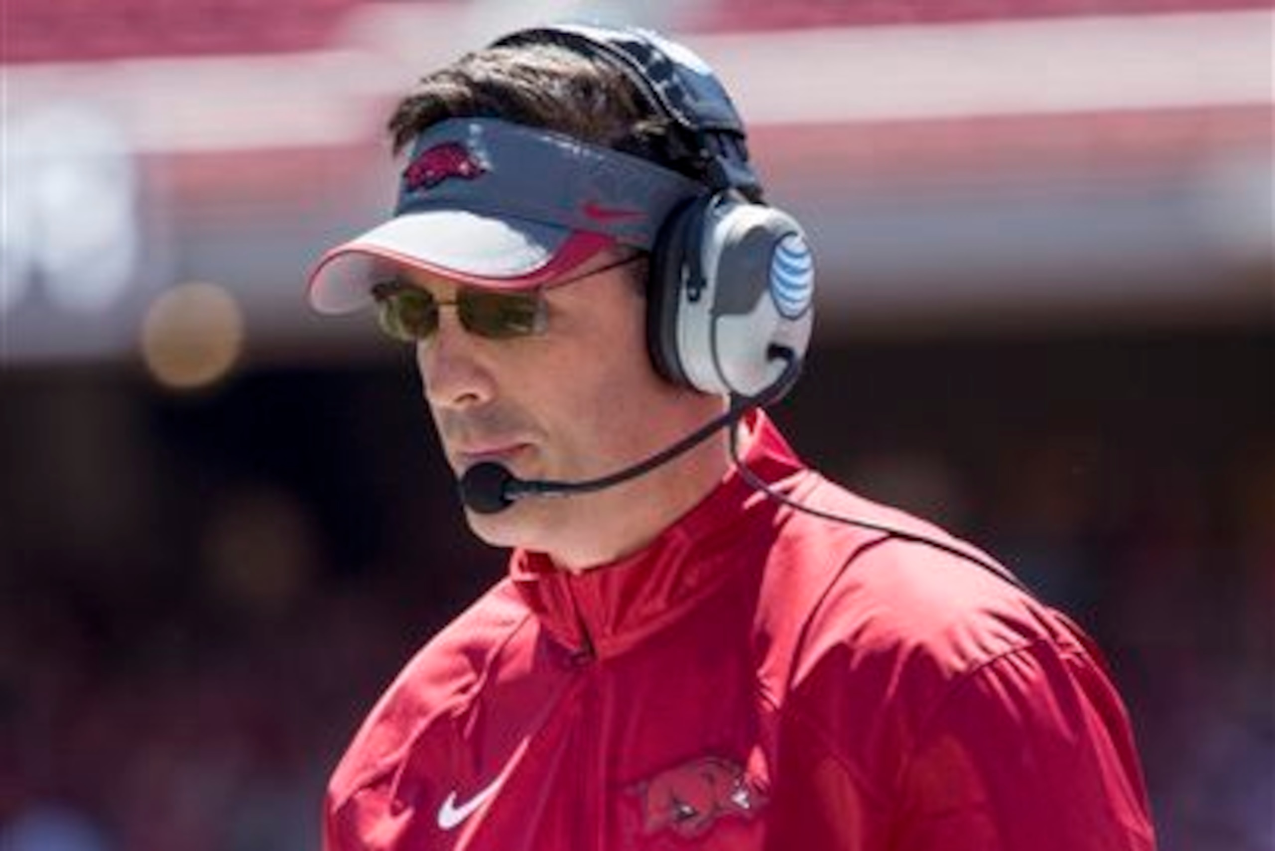 Arkansas offensive coordinator Dan Enos