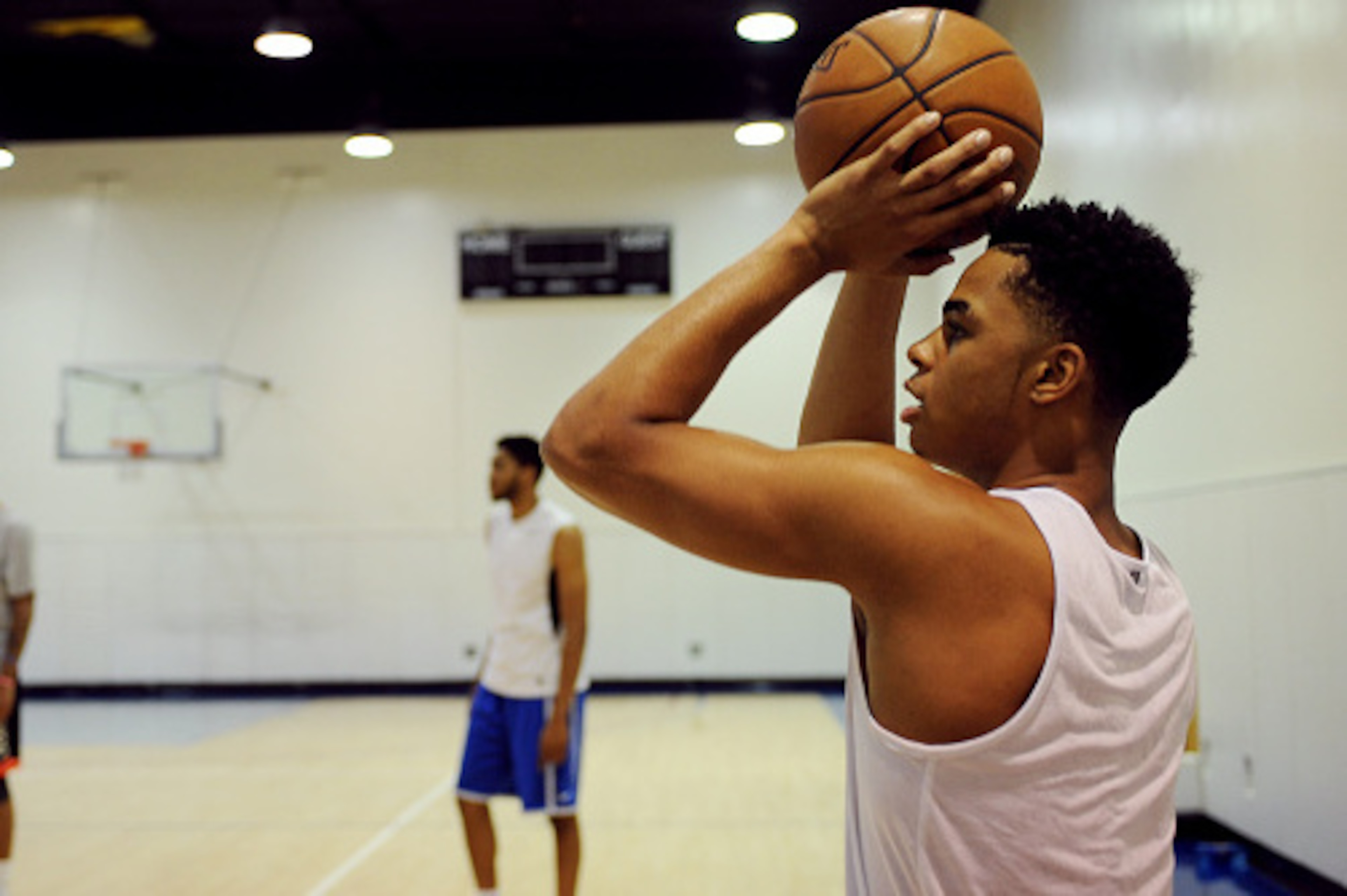 THOUSAND OAKS, CA - MAY 28:  NBA Draft Prospect, D'Angelo Russell works out on May 28, 2015 at The Spectrum Club/Pro Active Sports Performance Lab in Thousand Oaks, California. NOTE TO USER: User expressly acknowledges and agrees that, by downloading and/