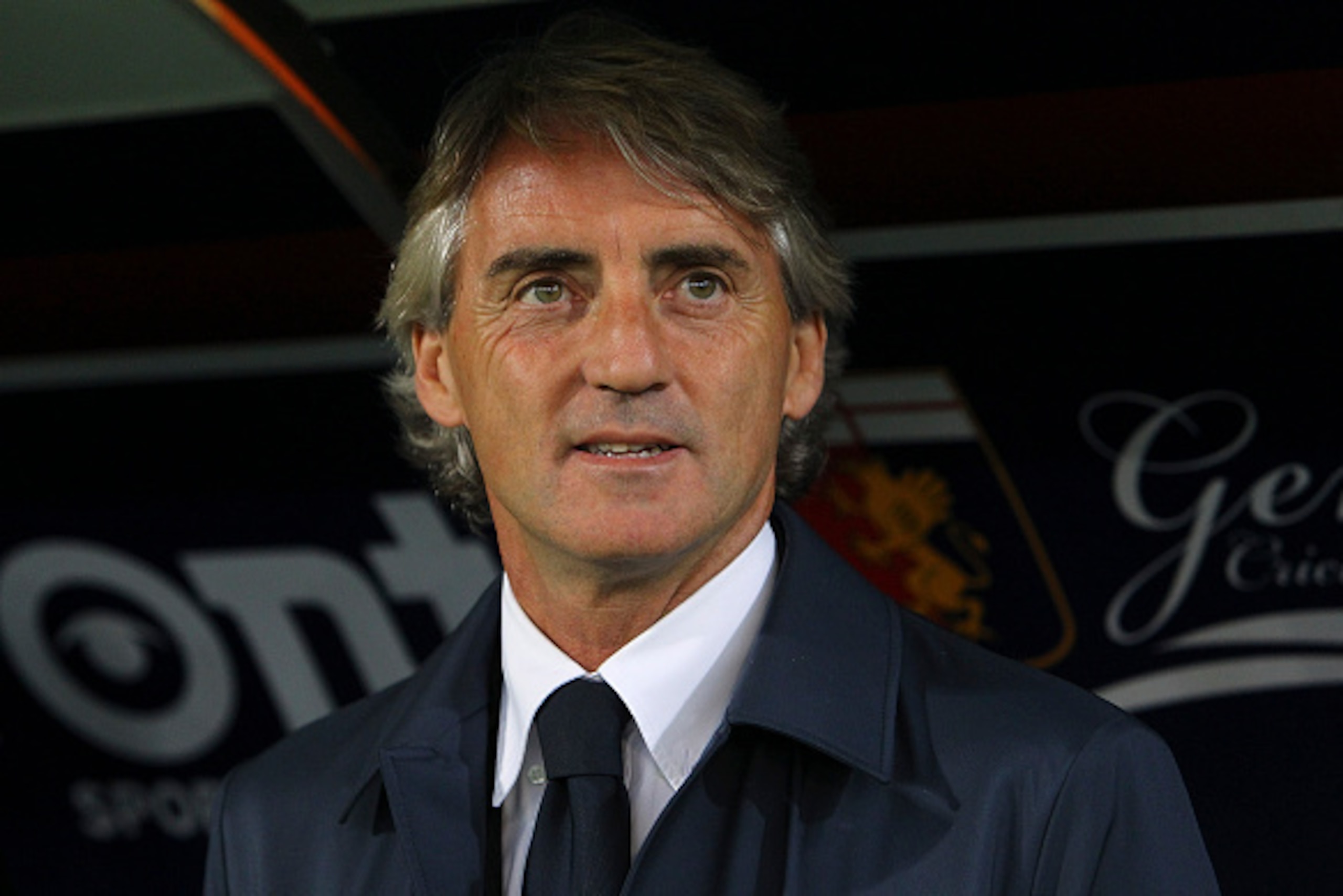 GENOA, ITALY - MAY 23:  FC Internazionale Milano coach Roberto Mancini looks on before the Serie A match between Genoa CFC and FC Internazionale Milano at Stadio Luigi Ferraris on May 23, 2015 in Genoa, Italy.  (Photo by Marco Luzzani/Getty Images)
