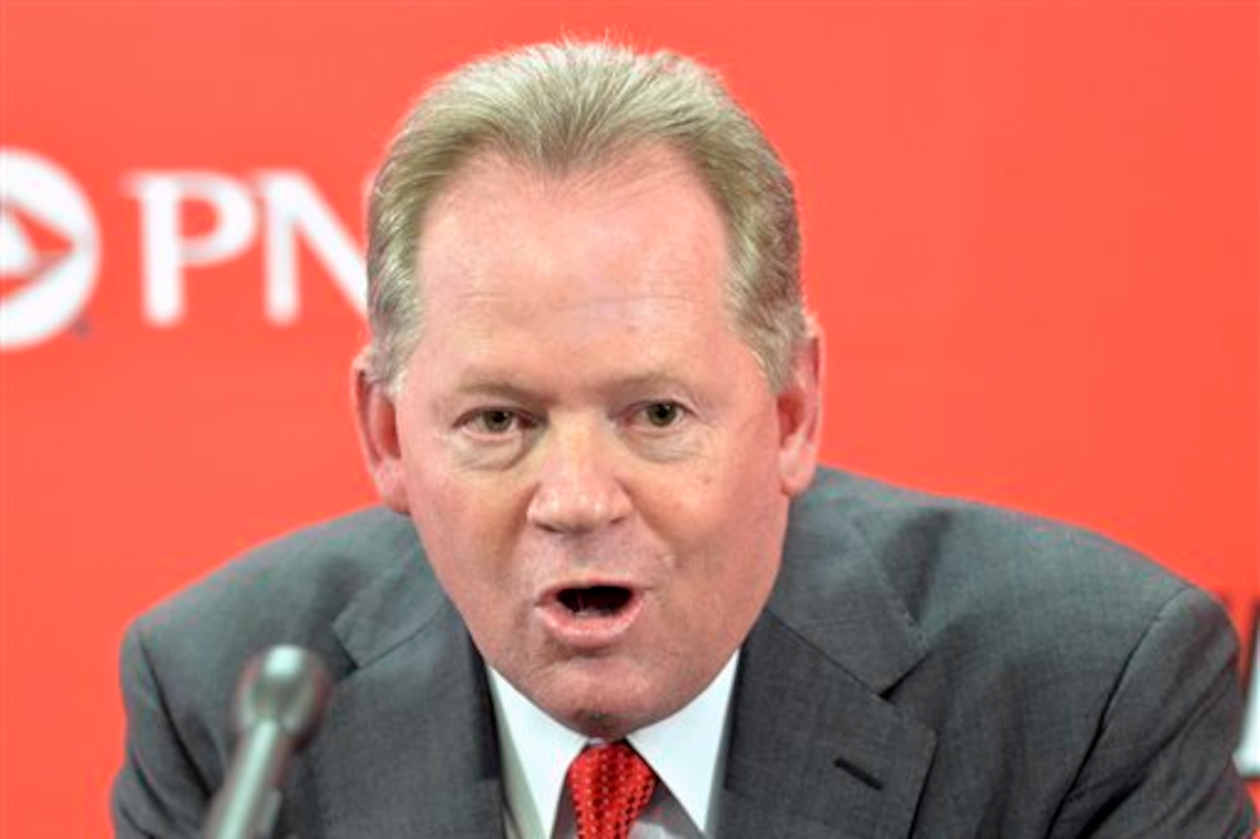 Would Bobby Petrino leave Louisville again?