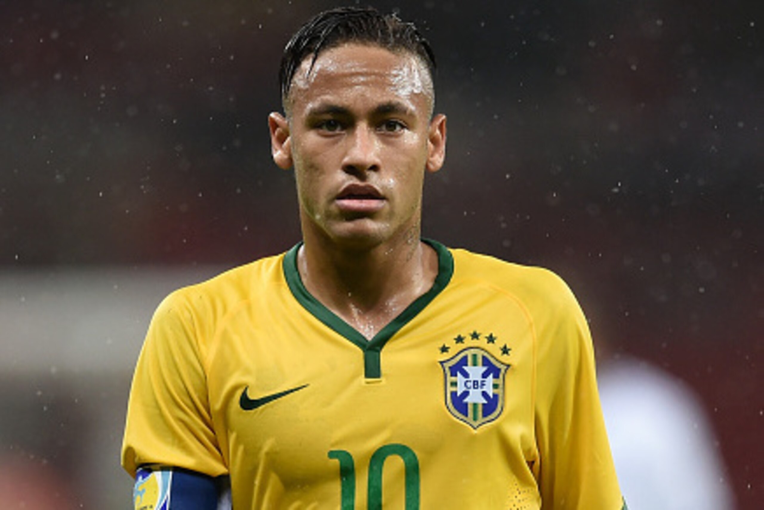 PORTO ALEGRE, BRAZIL - JUNE 10:  Neymar of Brazil looks on during the International Friendly Match between Brazil and Honduras at Beira Rio Stadium on June 10, 2015 in Porto Alegre, Brazil.  (Photo by Buda Mendes/Getty Images)