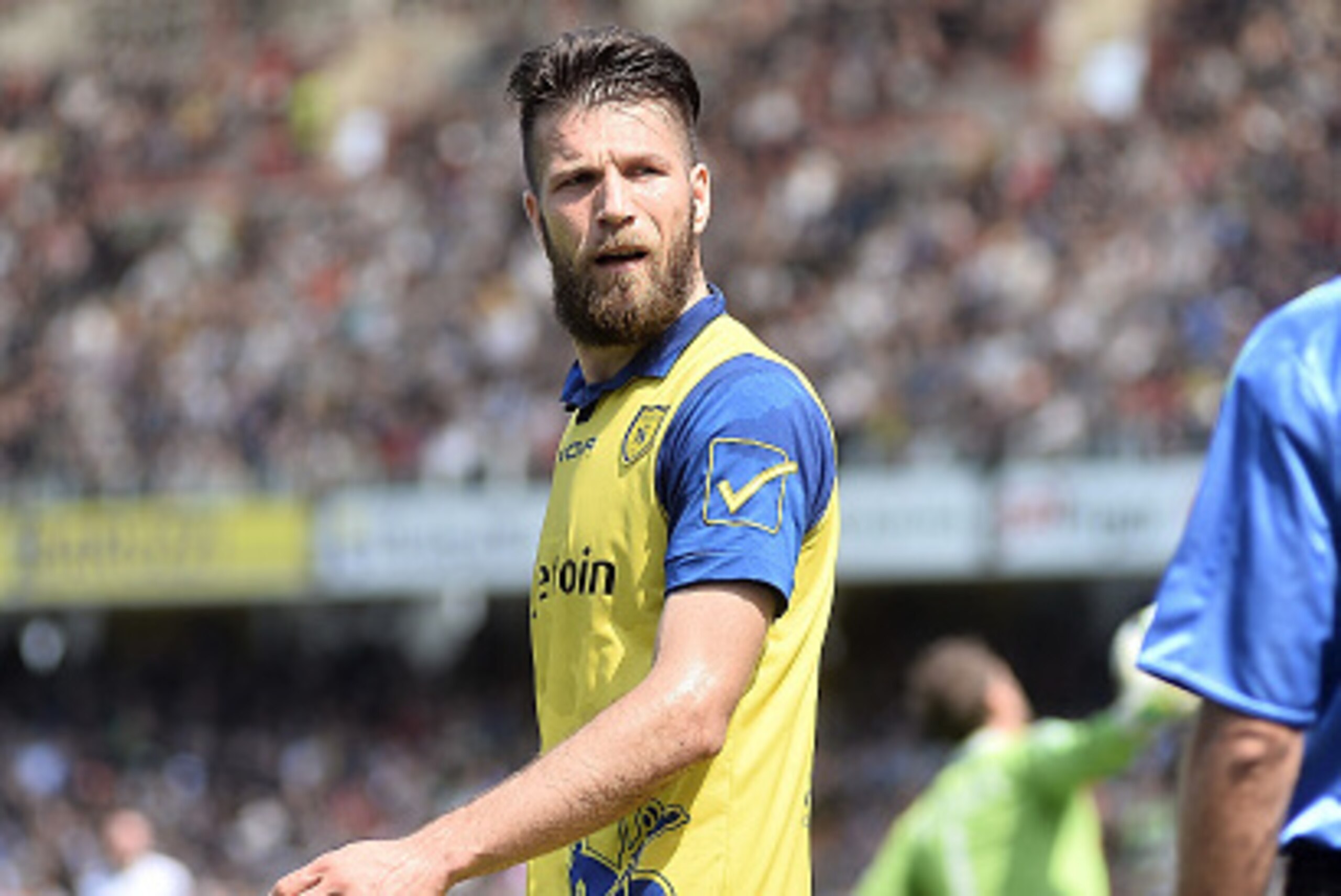 CESENA, ITALY - APRIL 12: Bostjan Cesar # 12 of AC Chievo Verona looks on  during the Serie A match between AC Cesena and AC Chievo Verona  at Dino Manuzzi Stadium on April 12, 2015 in Cesena, Italy.  (Photo by Mario Carlini / Iguana Press/Getty Images)