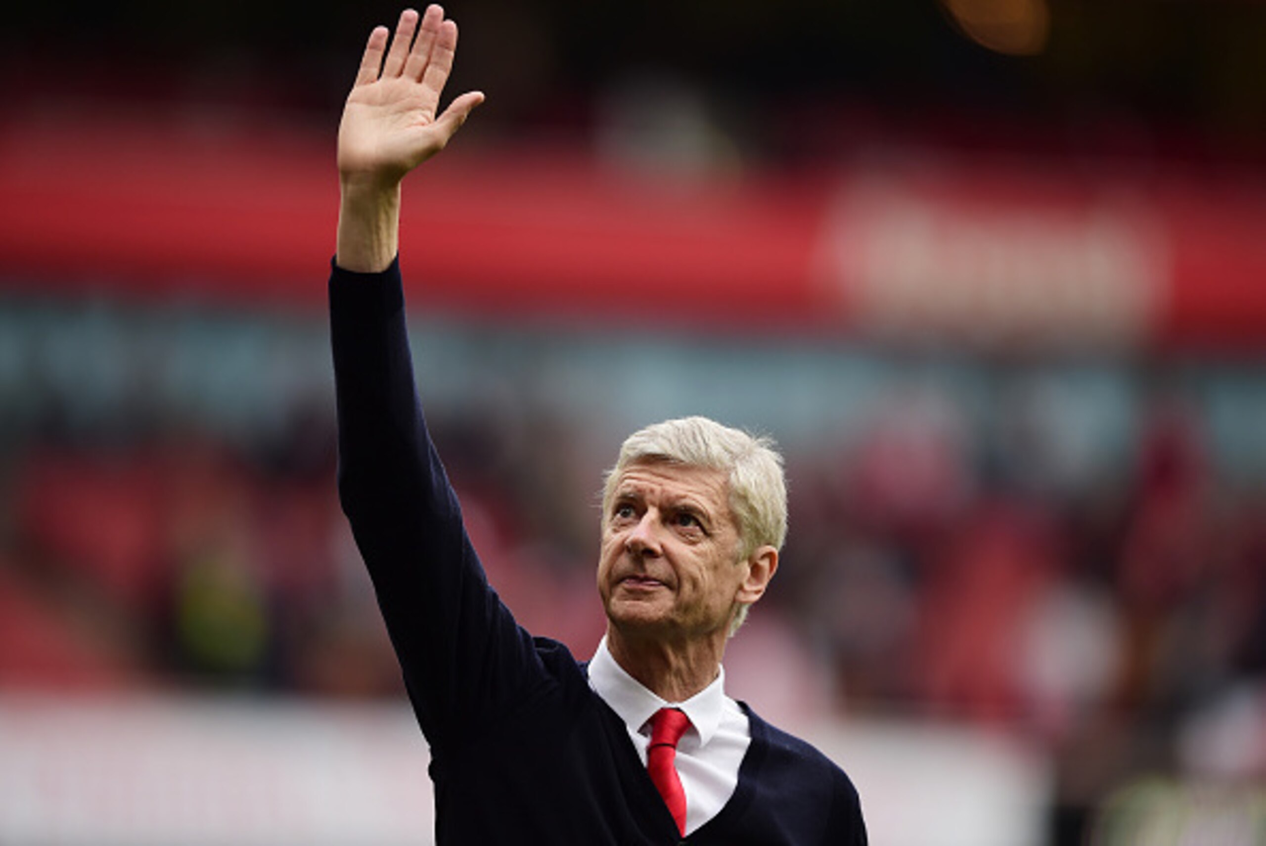 LONDON, ENGLAND - MAY 24:  Arsene Wenger manager of Arsenal waves to supporters after the Barclays Premier League match between Arsenal and West Bromwich Albion at Emirates Stadium on May 24, 2015 in London, England.  (Photo by Jamie McDonald/Getty Images