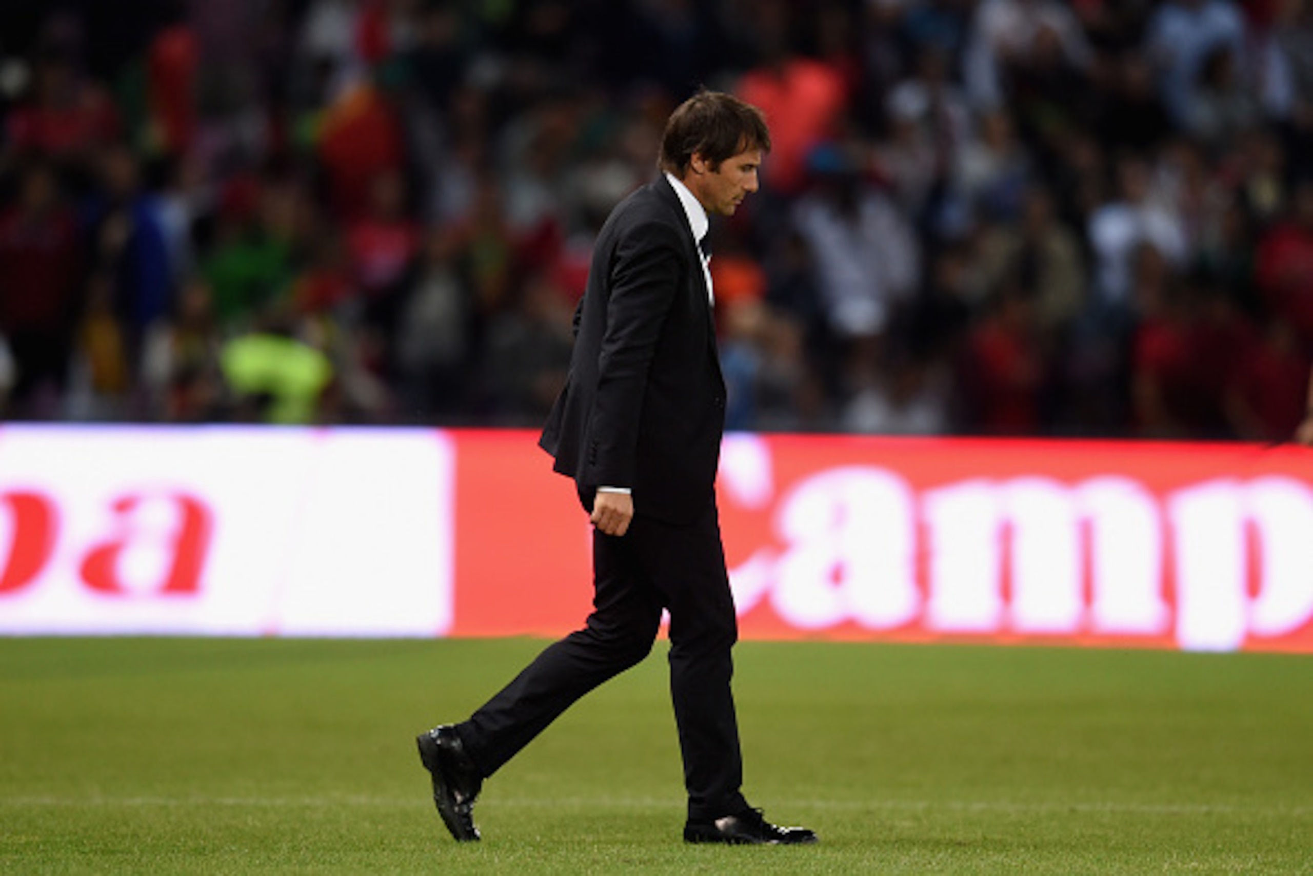 GENEVA, SWITZERLAND - JUNE 16: Head coach Italy Antonio Conte dejected at the end of the international friendly match between Portugal and Italy at Stade de Geneve on June 16, 2015 in Geneva, Switzerland. (Photo by Claudio Villa/Getty Images) GENEVA, SWITZERLAND - JUNE 16: Head coach Italy Antonio Conte dejected at the end of the international friendly match between Portugal and Italy at Stade de Geneve on June 16, 2015 in Geneva, Switzerland. (Photo by Claudio Villa/Getty Images)