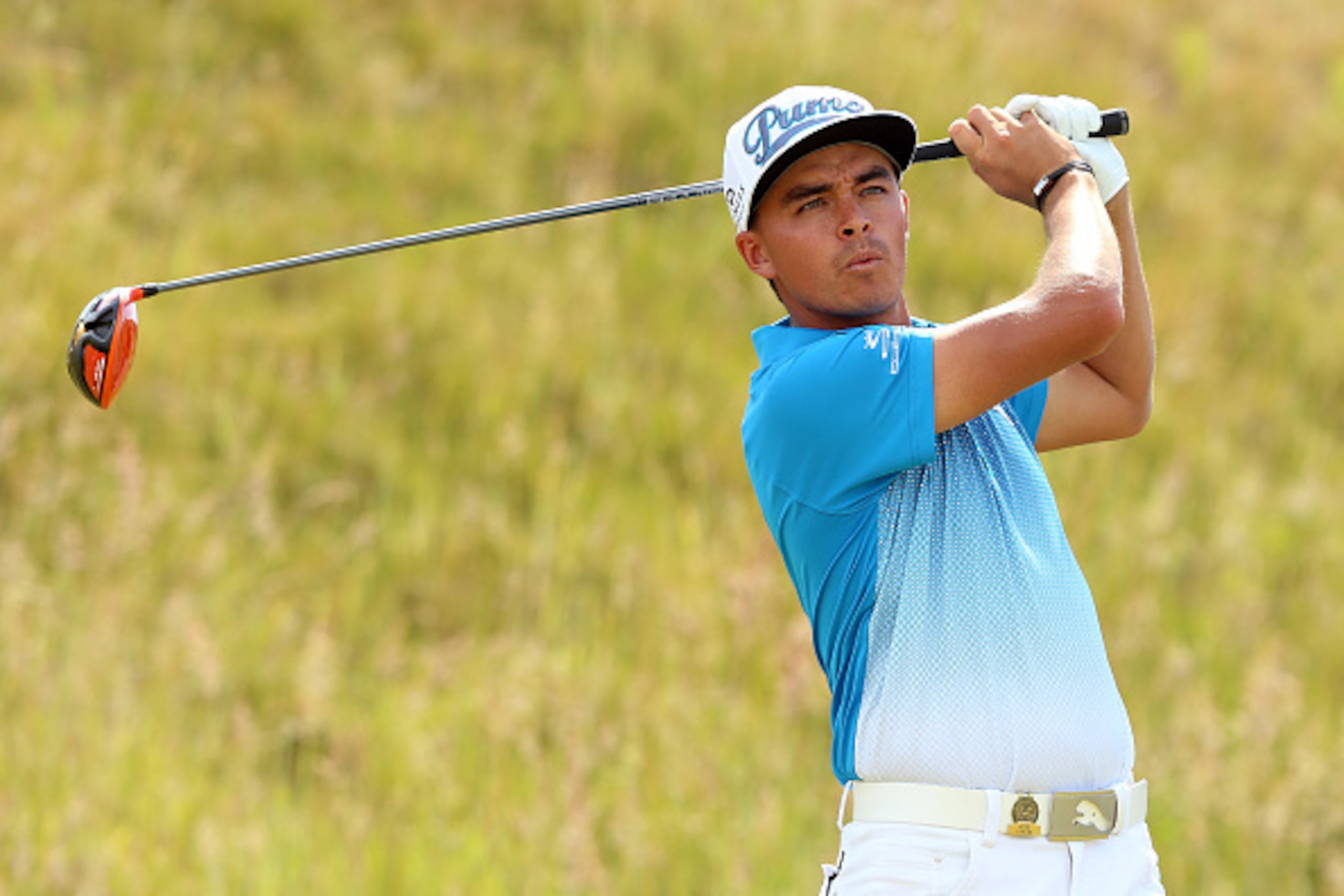 UNIVERSITY PLACE, WA - JUNE 15:  Rickie Fowler of the United States hits a tee shot during a practice round prior to the start of the 115th U.S. Open Championship at Chambers Bay on June 15, 2015 in University Place, Washington.  (Photo by Andrew Redingto