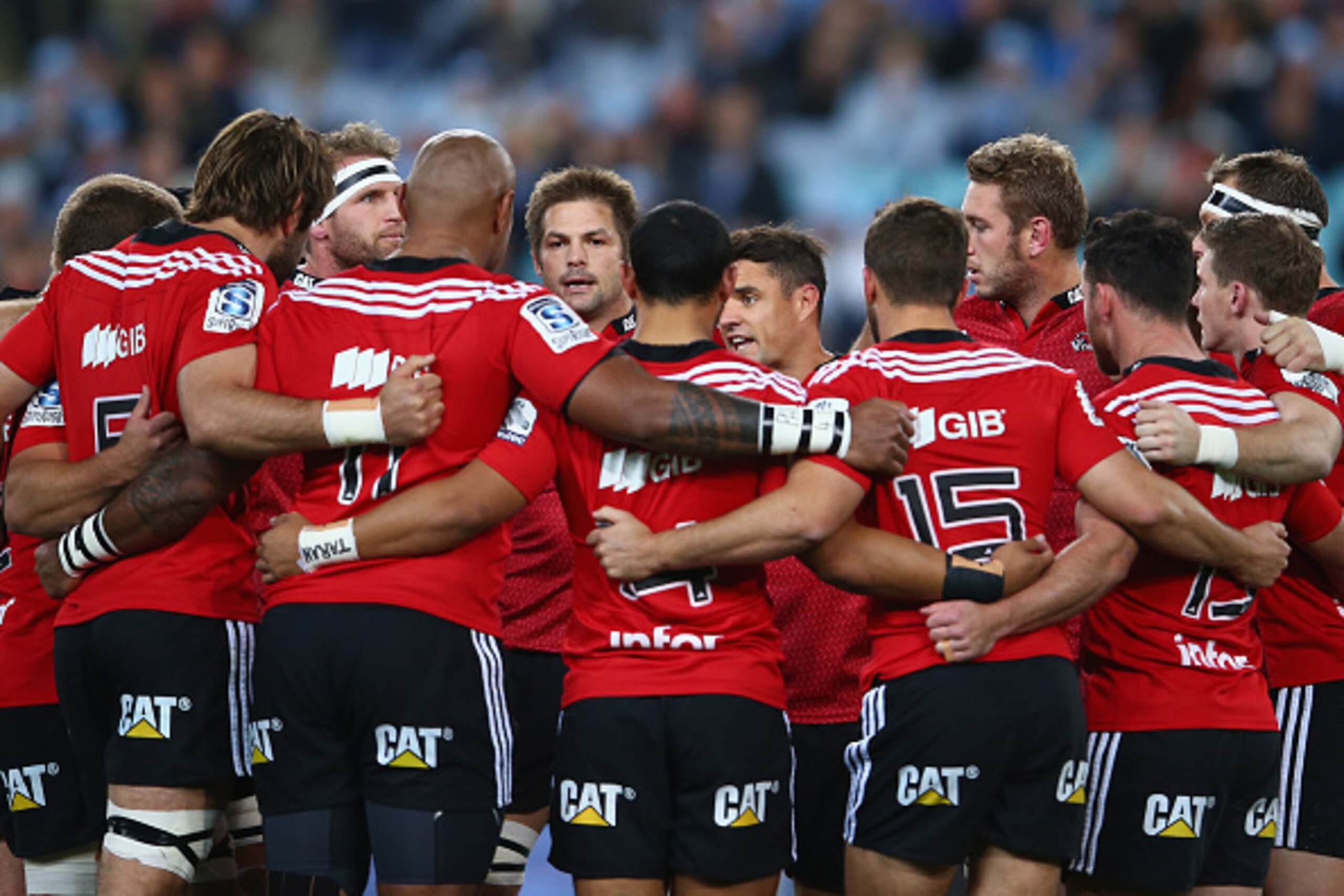 SYDNEY, AUSTRALIA - MAY 23:  The Crusaders form a huddle before the match during the round 15 Super Rugby match between the Waratahs and the Crusaders at ANZ Stadium on May 23, 2015 in Sydney, Australia.  (Photo by Mark Kolbe/Getty Images)