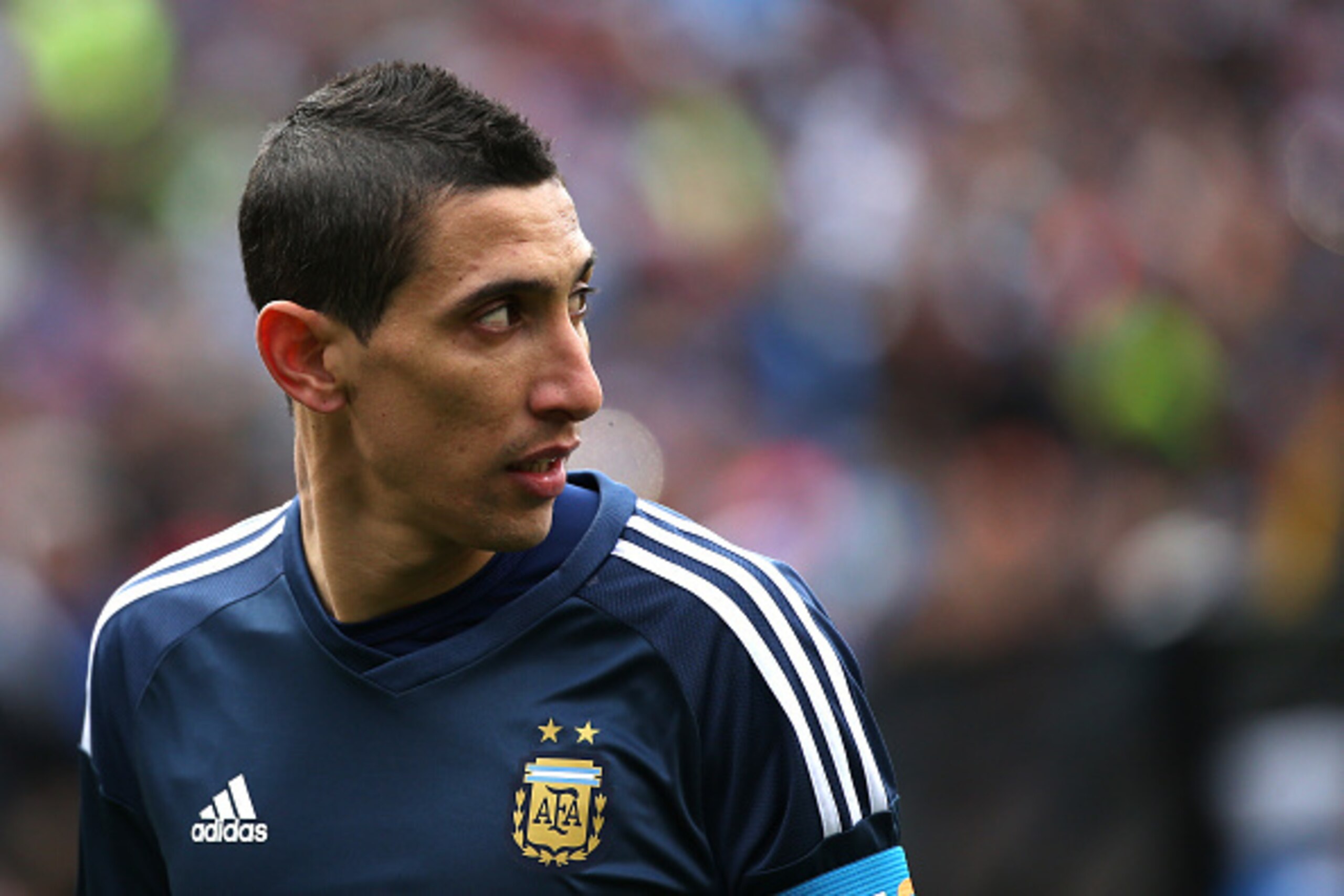 LANDOVER, MD - MARCH 28: Angel di Maria #7 of Argentina looks on against El Salvador in the first half during an International Friendly at FedExField on March 28, 2015 in Landover, Maryland. Argentina won, 2-0. (Photo by Patrick Smith/Getty Images)