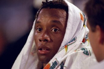 31 Jan 1999:  Jamal Anderson #32 of the Atlanta Falcons sitting on the bench watching the action while resting during the Super Bowl XXXIII Game against the Denver Broncos at the Pro Player Stadium in Miami, Florida. The Broncos defeated the Falcons 34-19