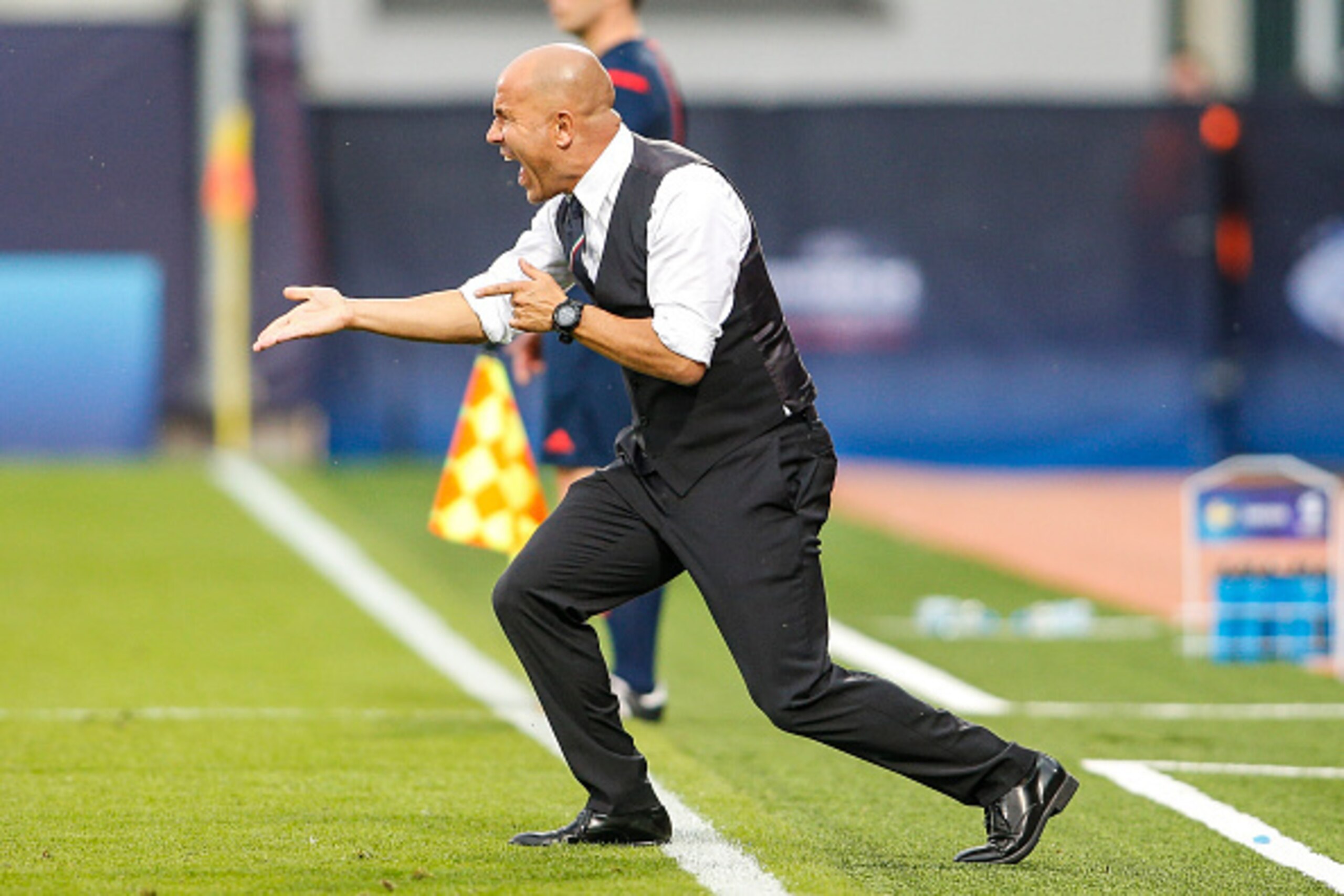OLOMOUC, CZECH REPUBLIC - JUNE 18:  Head Coach Luigi Di Biagio of Italy reacts on the touchline during the UEFA Under21 European Championship between Italy and Sweden at Andruv Stadium on June 18, 2015 in Olomouc, Czech Republic.  (Photo by Christian Hofe