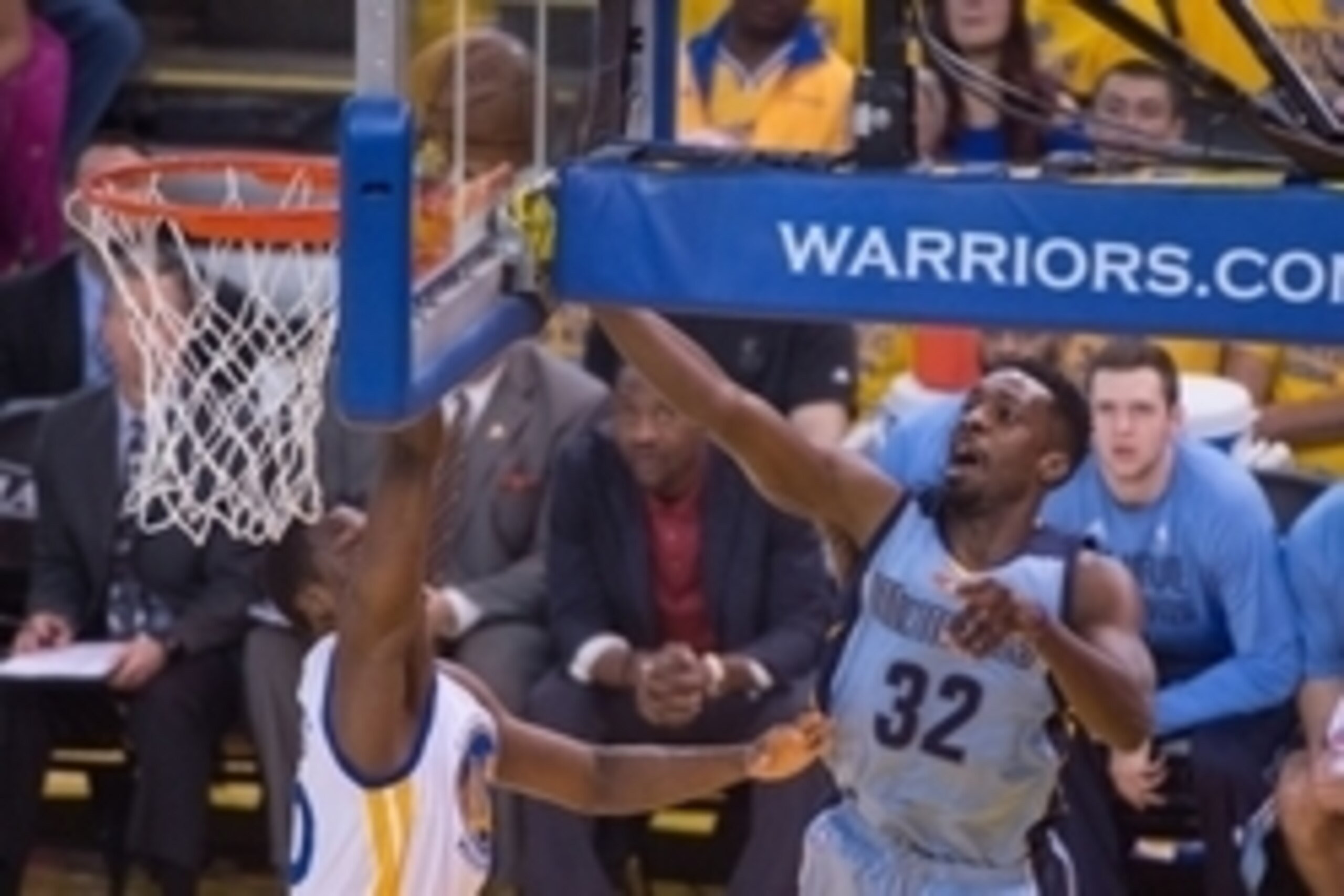 May 13, 2015; Oakland, CA, USA; Memphis Grizzlies forward Jeff Green (32) shoots the basketball against Golden State Warriors forward Harrison Barnes (40) during the first quarter in game five of the second round of the NBA Playoffs at Oracle Arena. Manda