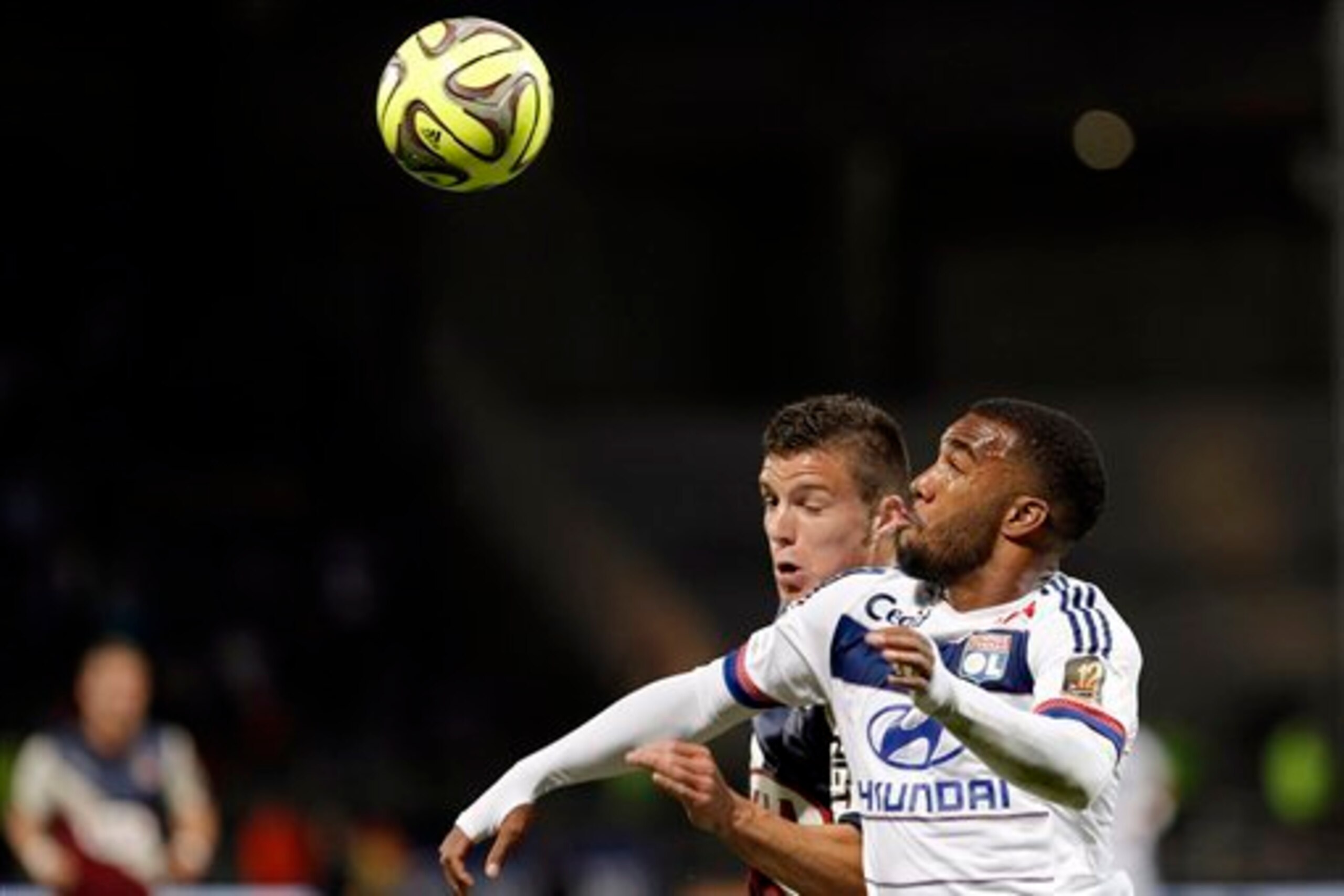 Lacazette would be a brilliant signing for Arsenal, but he looks set to stay at Lyon.