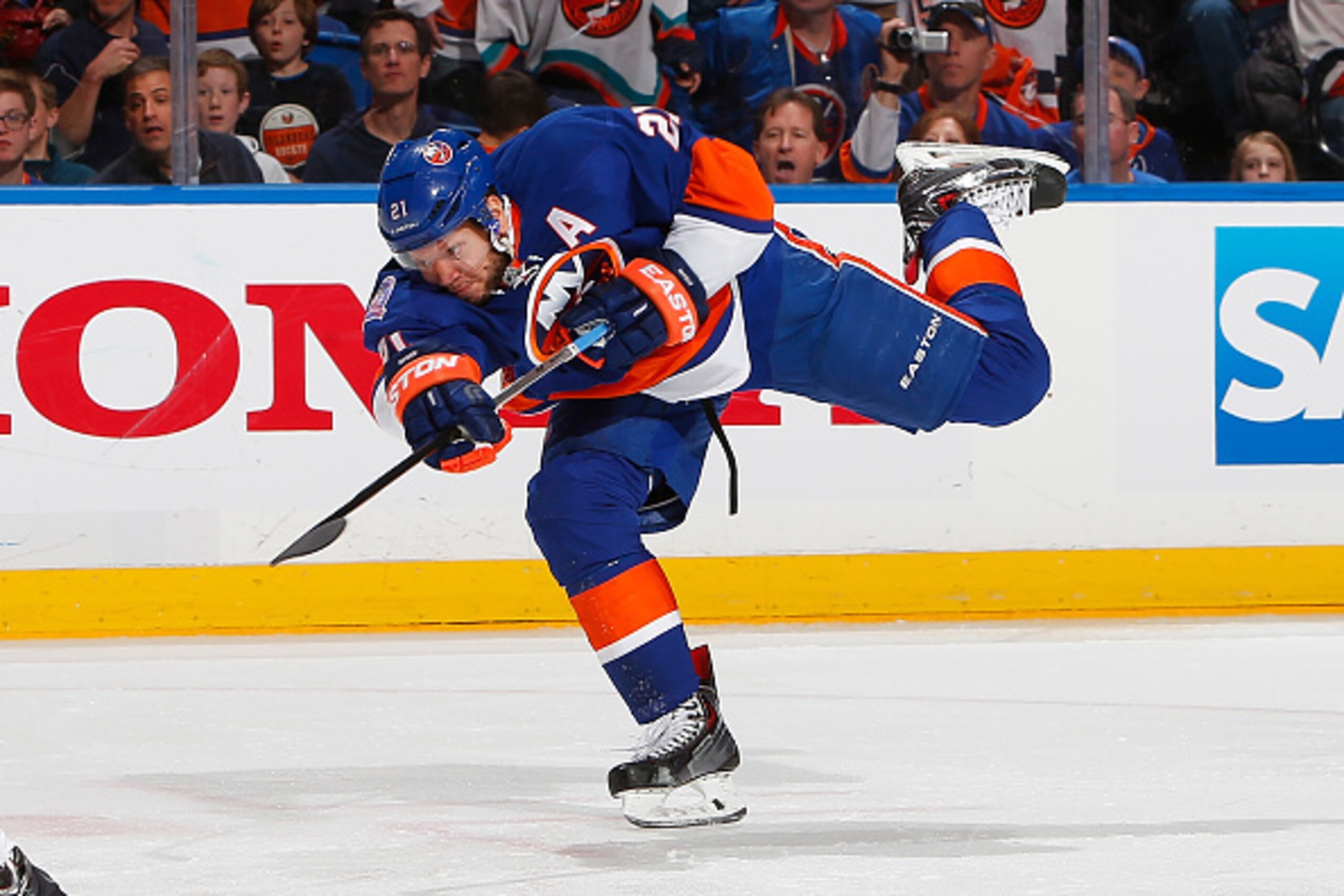 UNIONDALE, NY - APRIL 25: Kyle Okposo #21 of the New York Islanders skates against the Washington Capitals during Game Six of the Eastern Conference Quarterfinals during the 2015 NHL Stanley Cup Playoffs at Nassau Veterans Memorial Coliseum on April 25, UNIONDALE, NY - APRIL 25: Kyle Okposo #21 of the New York Islanders skates against the Washington Capitals during Game Six of the Eastern Conference Quarterfinals during the 2015 NHL Stanley Cup Playoffs at Nassau Veterans Memorial Coliseum on April 25,