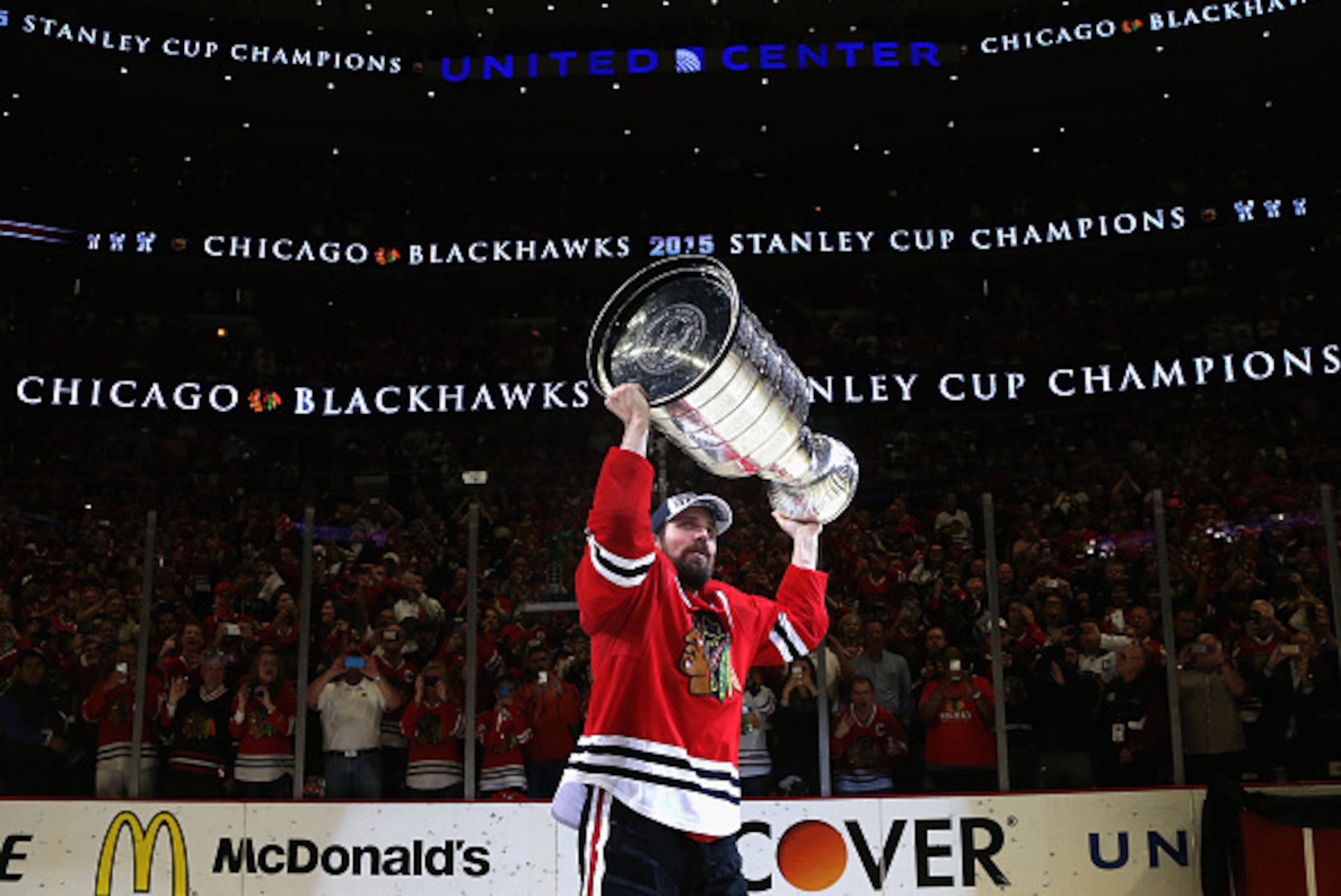 CHICAGO, IL - JUNE 15: Patrick Sharp #10 of the Chicago Blackhawks hoists the Stanley Cup in celebration after his team defeated the Tampa Bay Lightning 2-0 in Game Six of the 2015 NHL Stanley Cup Final at the United Center on June 15, 2015 in Chicago, I CHICAGO, IL - JUNE 15: Patrick Sharp #10 of the Chicago Blackhawks hoists the Stanley Cup in celebration after his team defeated the Tampa Bay Lightning 2-0 in Game Six of the 2015 NHL Stanley Cup Final at the United Center on June 15, 2015 in Chicago, I