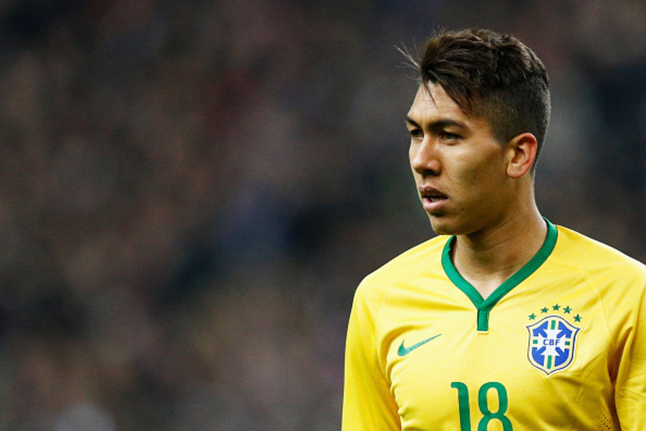 PARIS, FRANCE - MARCH 26:  Roberto Firmino of Brazil in action during the International Friendly match between France and Brazil at the Stade de France on March 26, 2015 in Paris, France.  (Photo by Dean Mouhtaropoulos/Getty Images)