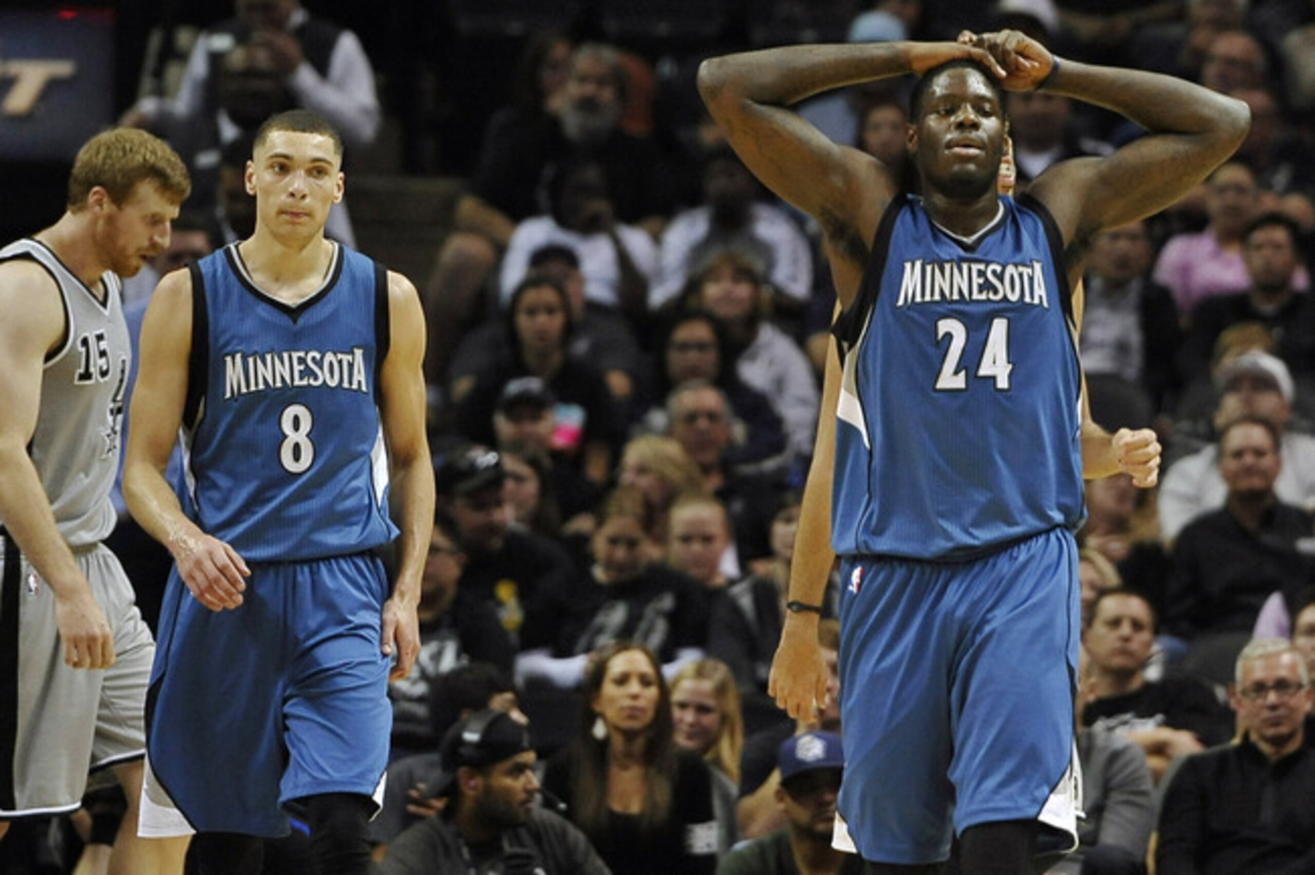 Timberwolves forward Anthony Bennett (right).
