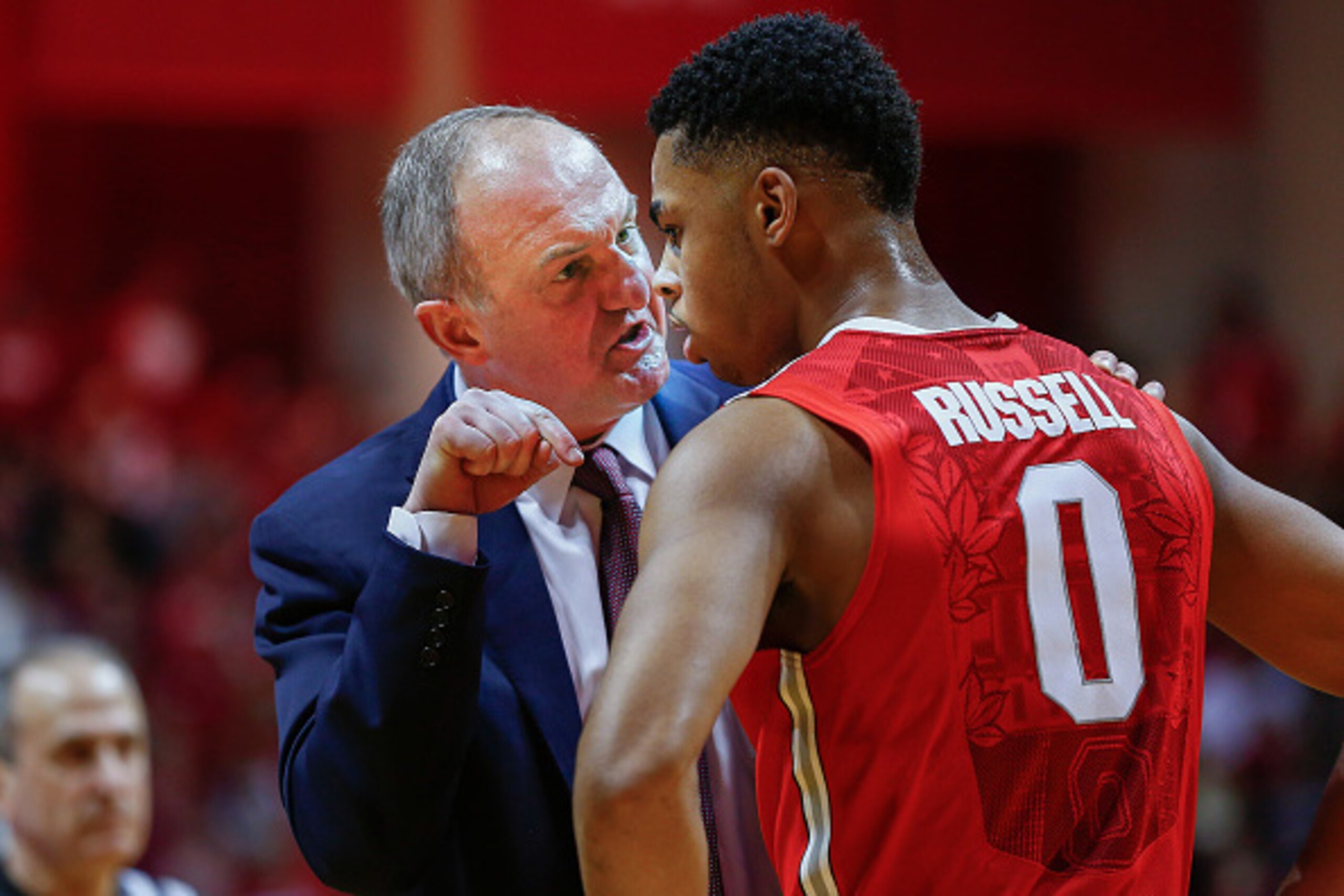 BLOOMINGTON, IN - JANUARY 10: Head coach Thad Matta of the Ohio State Buckeyes talks to D'Angelo Russell #0 of the Ohio State Buckeyes during the game against the Indiana Hoosiers at Assembly Hall on January 10, 2015 in Bloomington, Indiana. Indiana defea