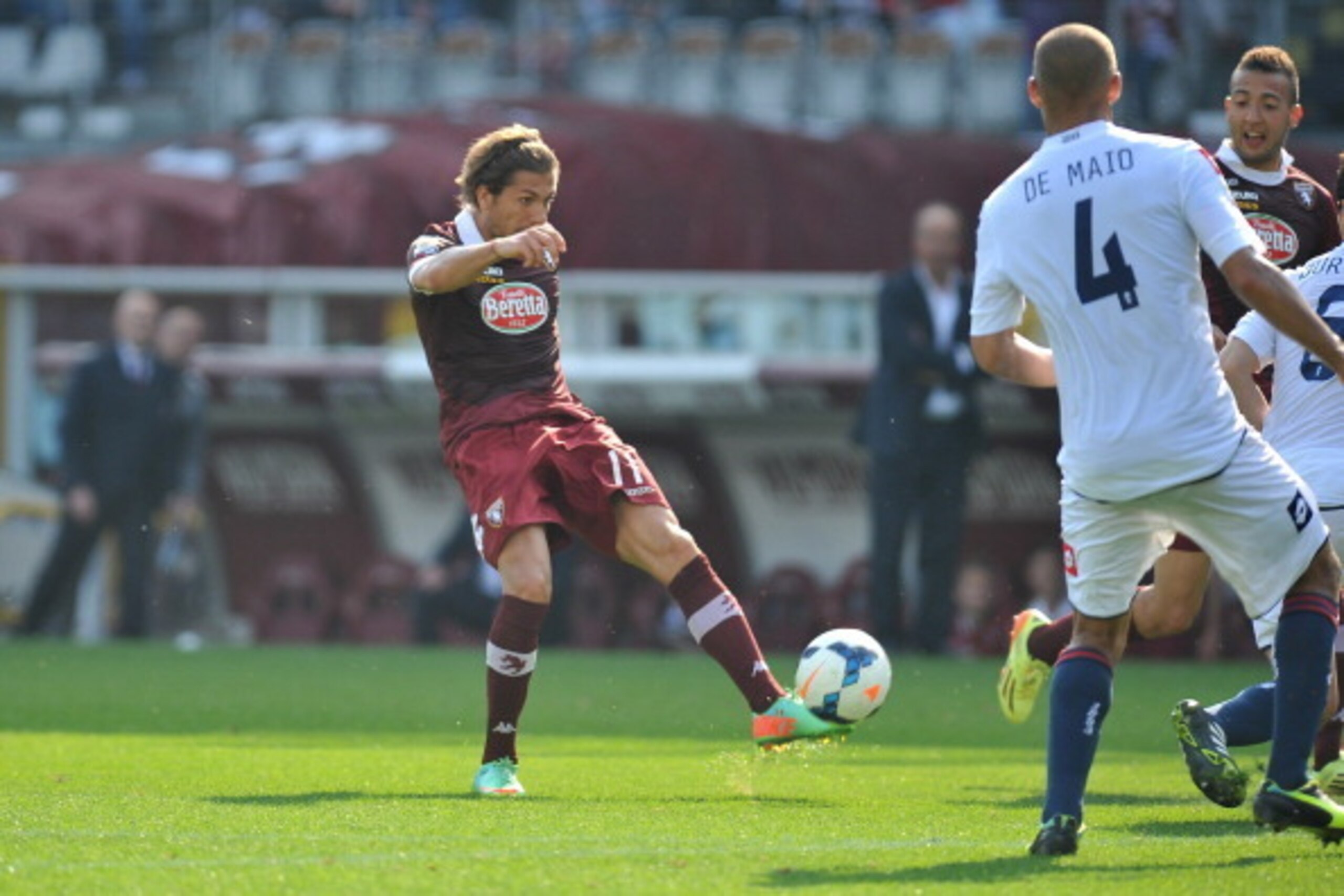 TURIN, ITALY - APRIL 13:  Alessio Cerci (L) of Torino FC scored  their second goal during the Serie A match between Torino FC and Genoa CFC at Stadio Olimpico di Torino on April 13, 2014 in Turin, Italy.  (Photo by Valerio Pennicino/Getty Images)